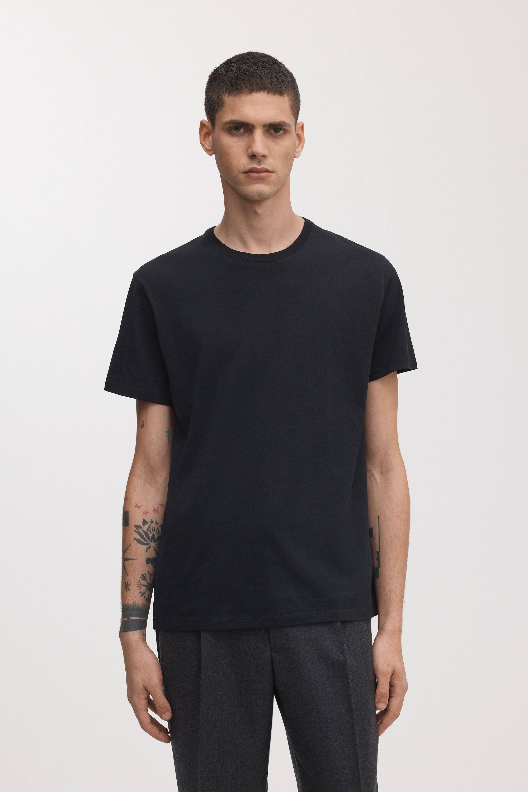 Image number 2 of The Lightweight T-Shirt