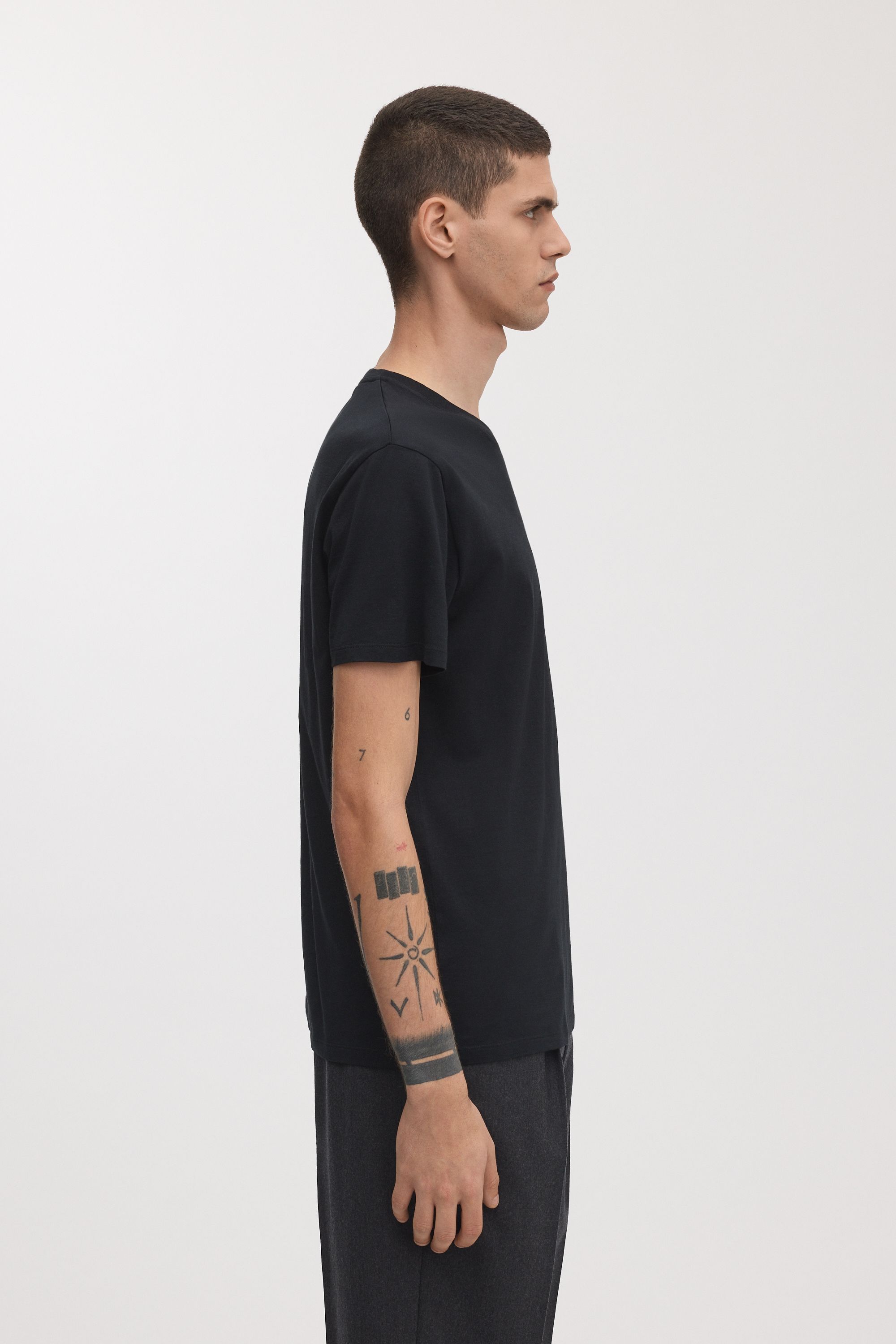 Image number 3 of The Lightweight T-Shirt