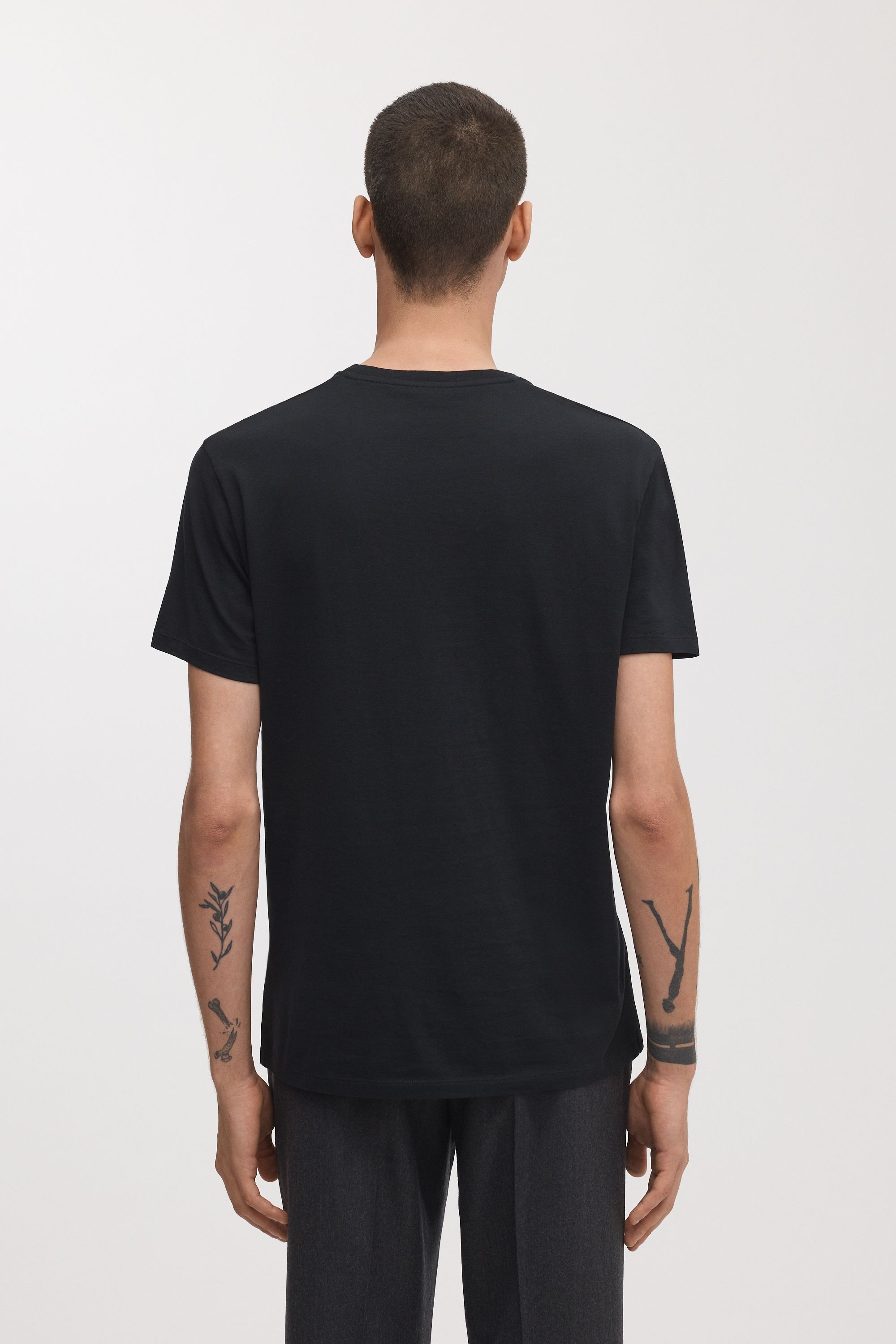 Image number 4 of The Lightweight T-Shirt