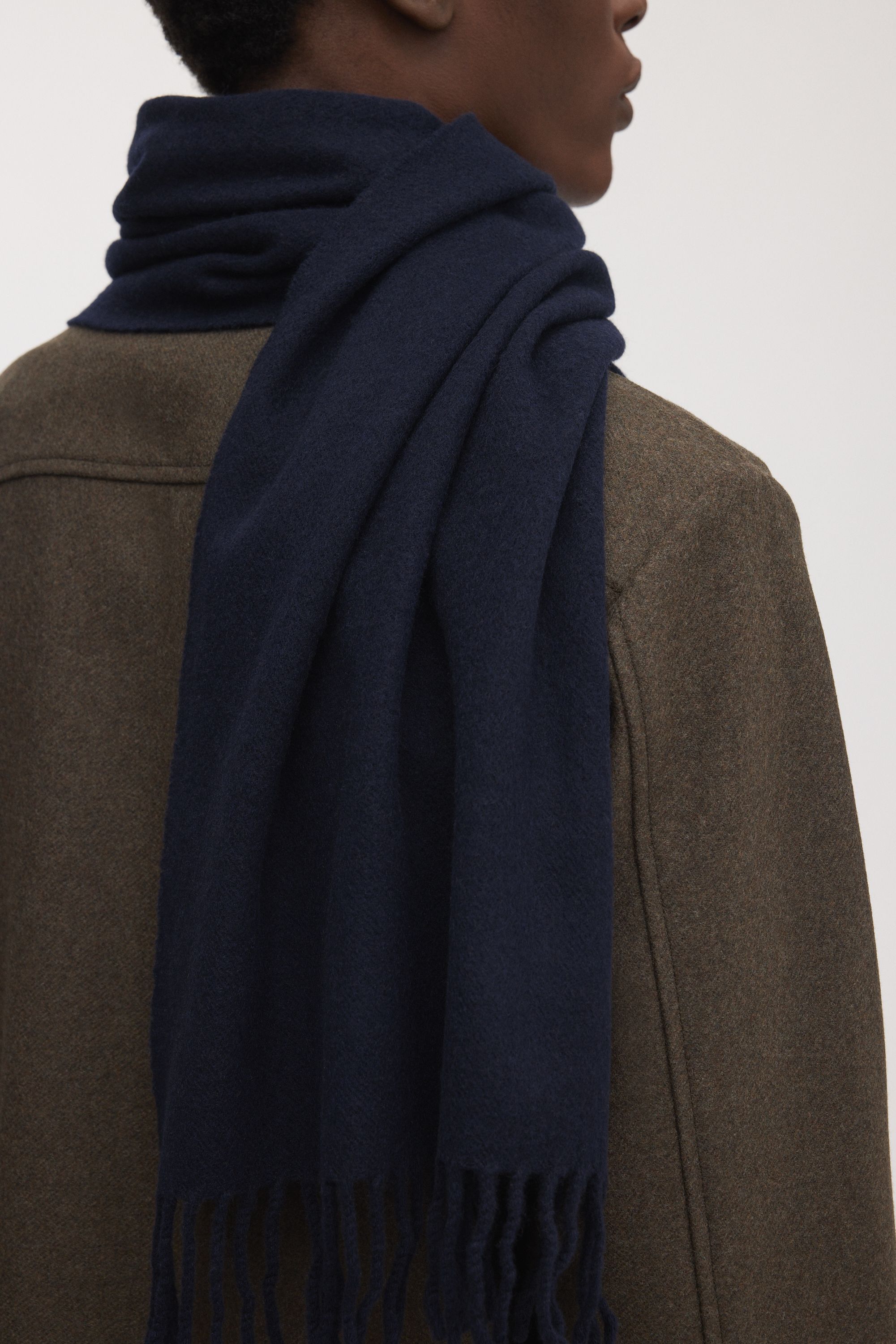 Image number 2 of The Cashmere Wool Scarf