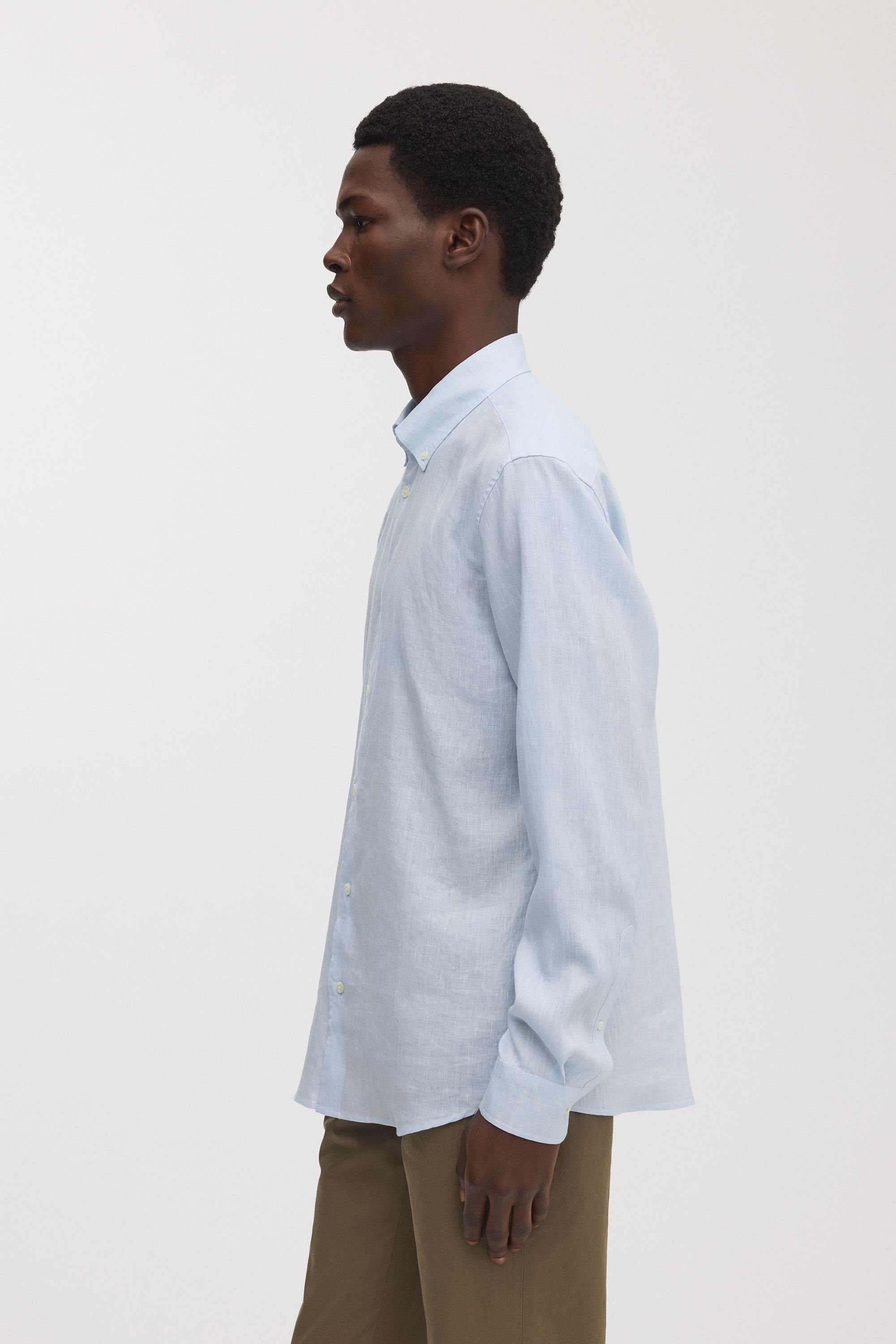 Image number 3 of The Linen Shirt