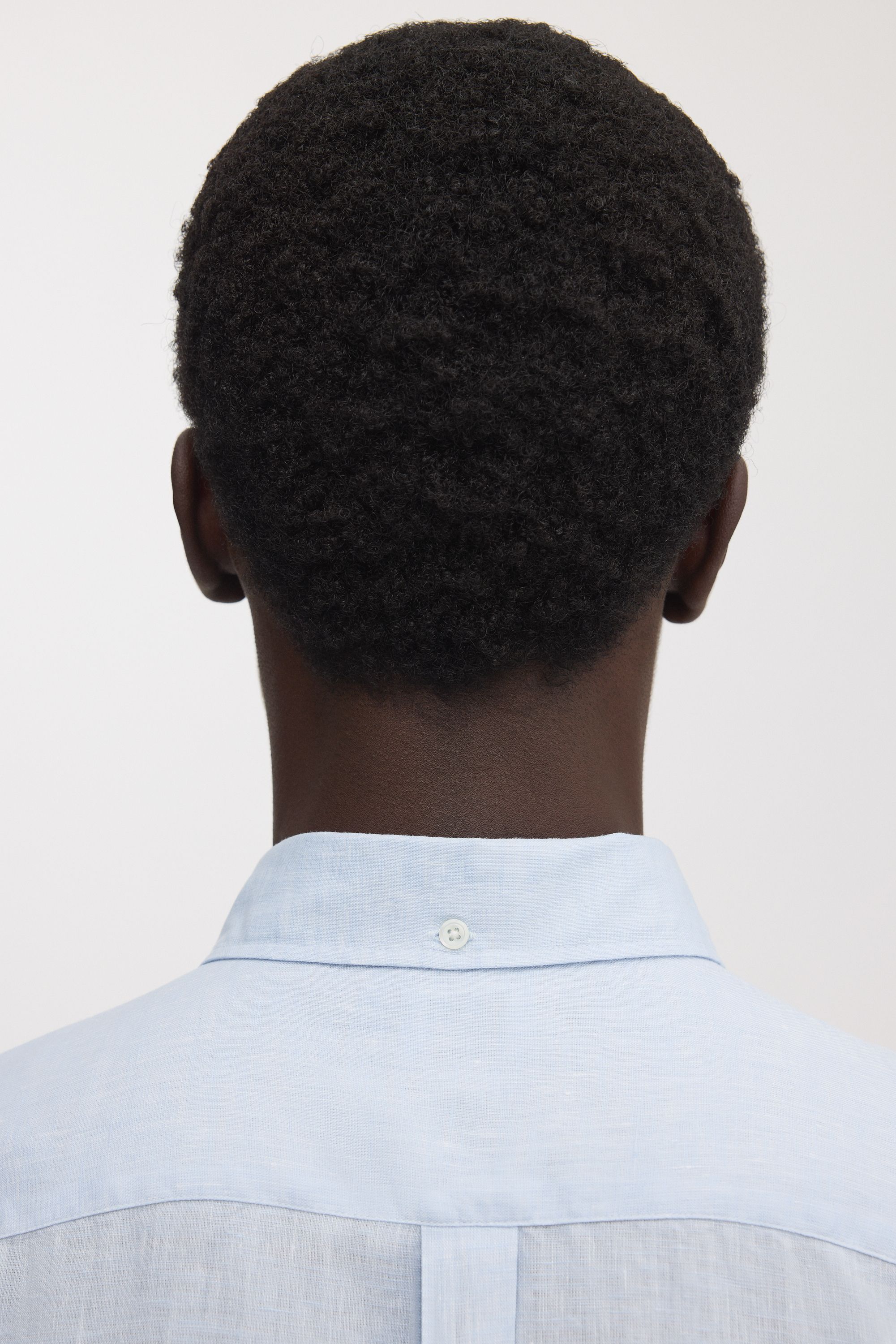 Image number 5 of The Linen Shirt