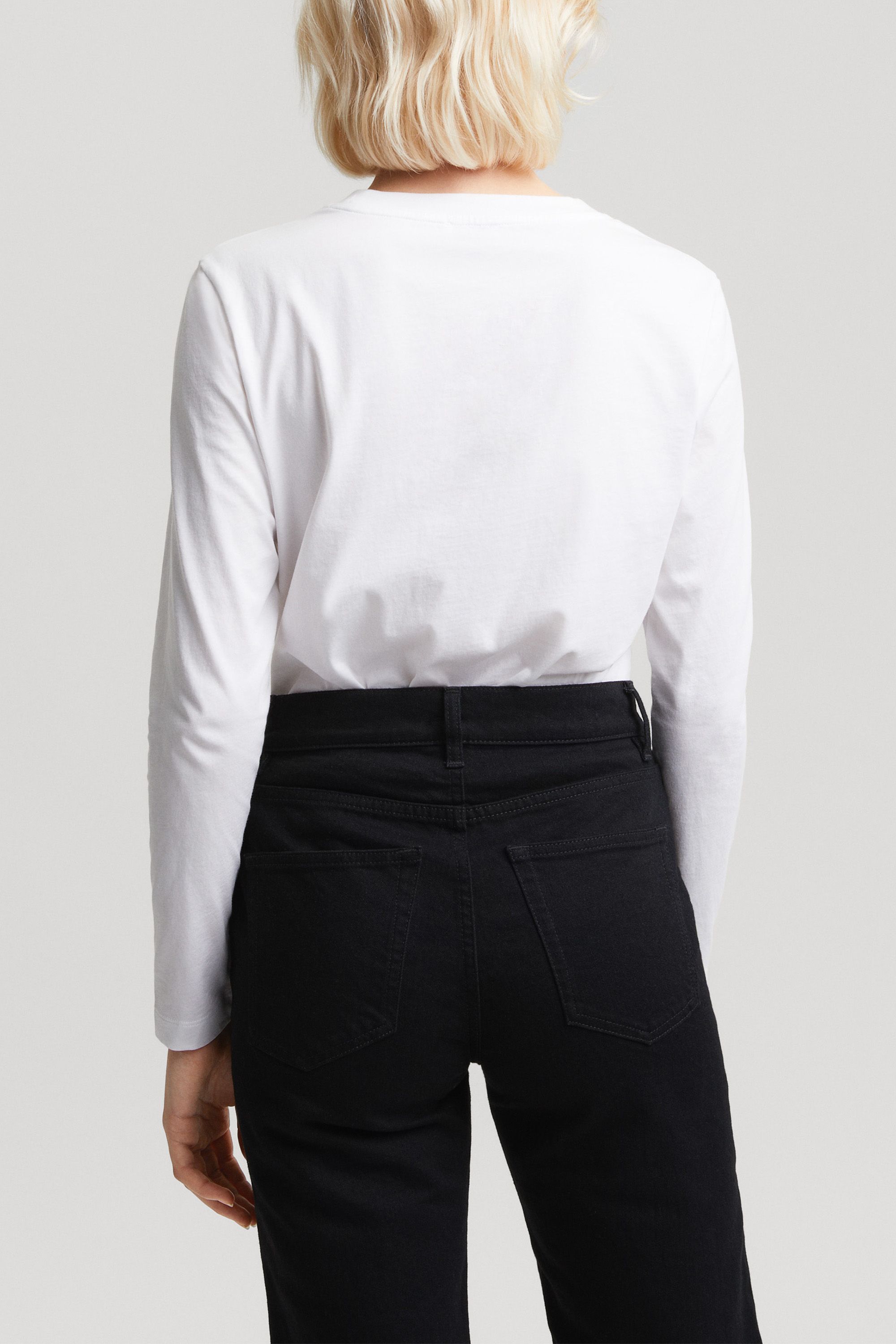 Image number 4 of The Long Sleeve T-Shirt - Archive