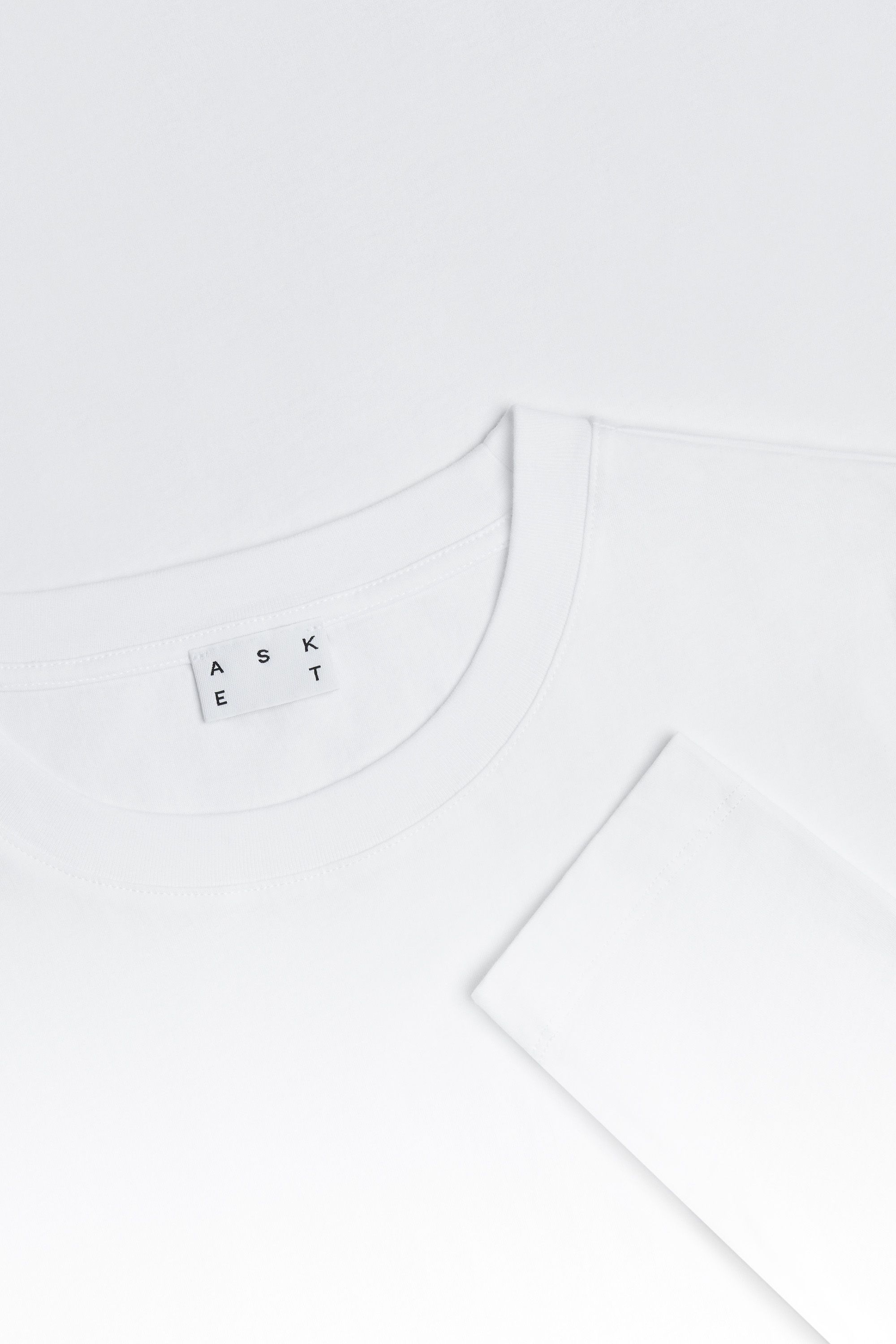 Image number 7 of The Long Sleeve T-Shirt - Archive