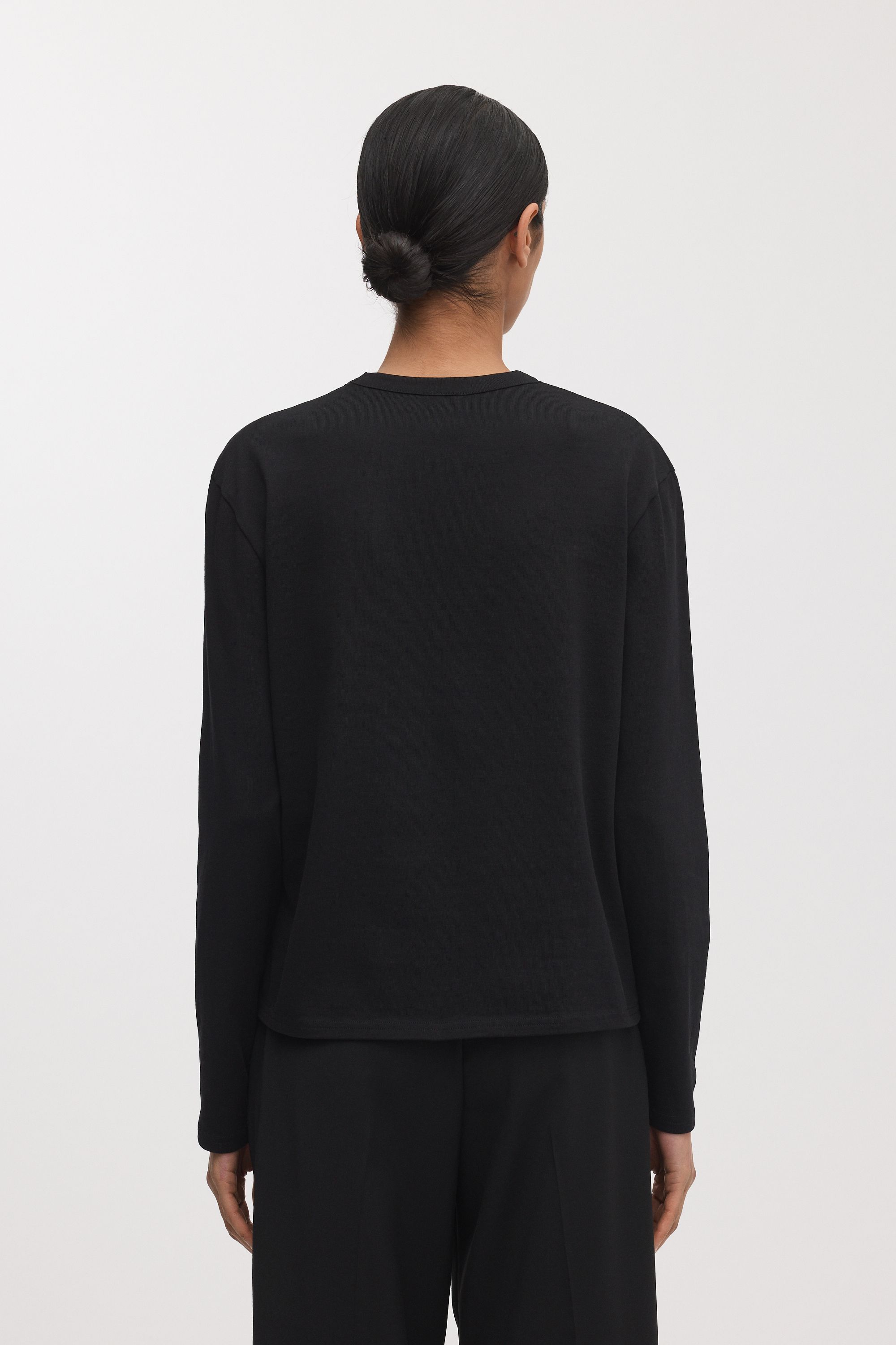 Image number 4 of The Long Sleeve T-Shirt