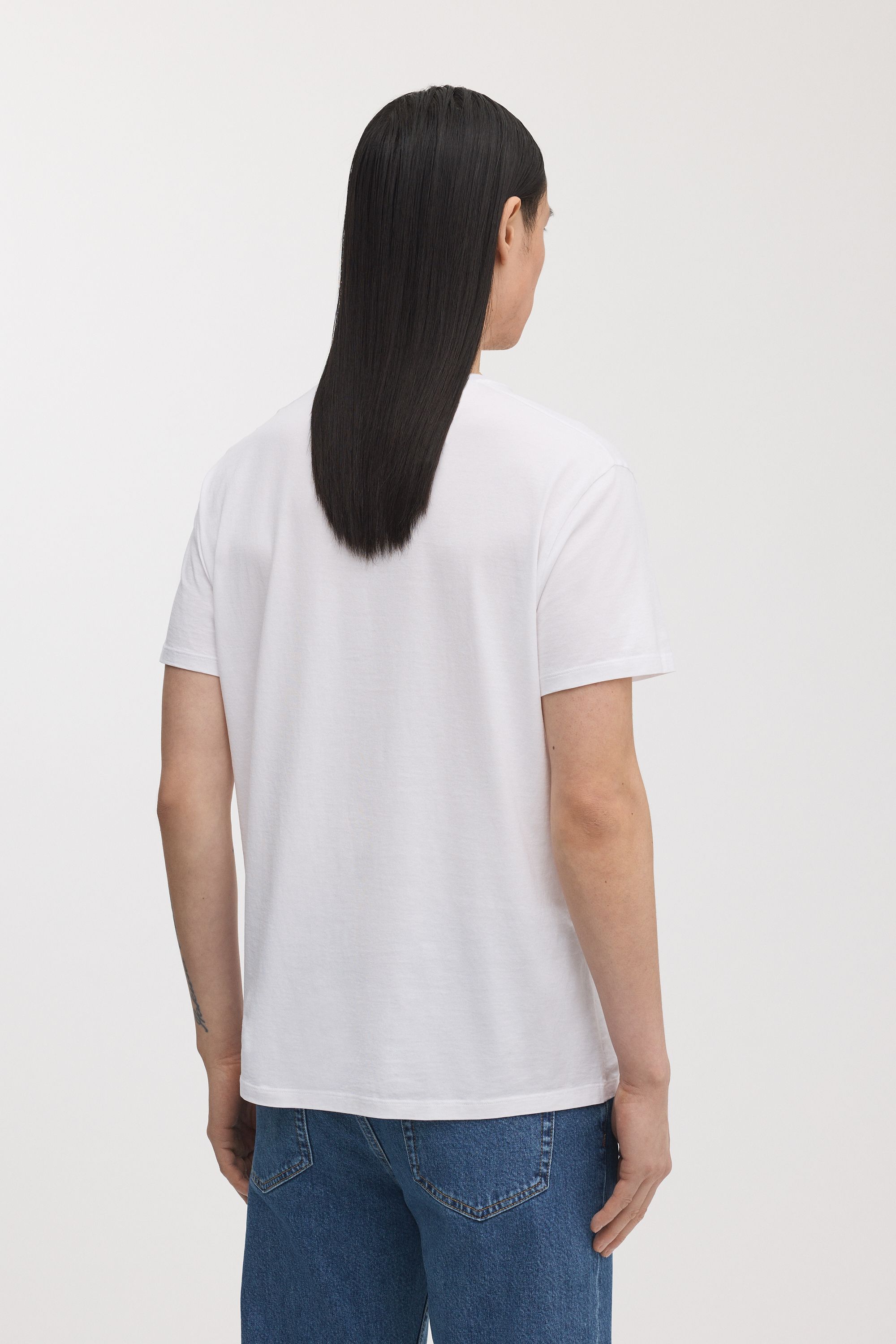Image number 4 of The Lightweight T-Shirt
