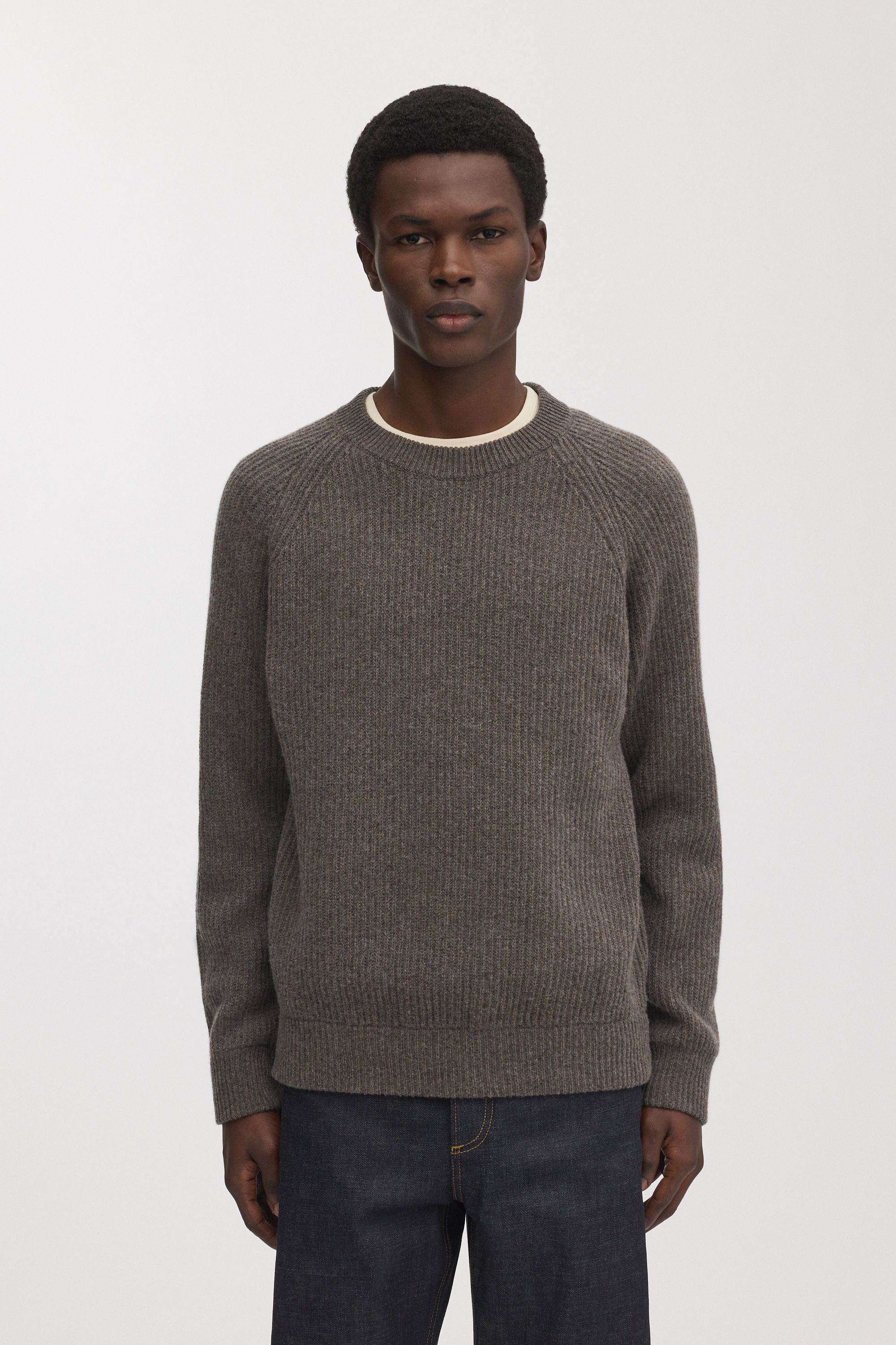 Image number 2 of The Heavy Wool Sweater