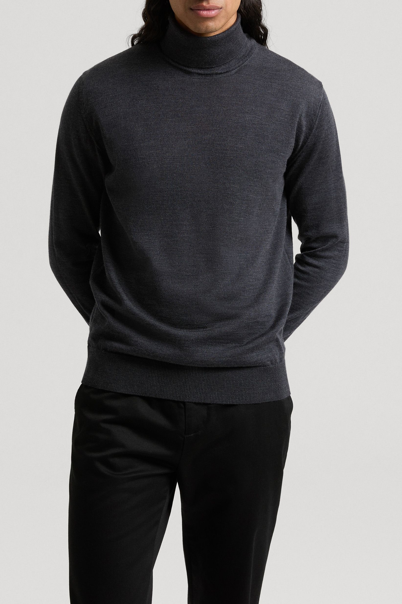 Image number 2 of The Merino Roll Neck - Archive