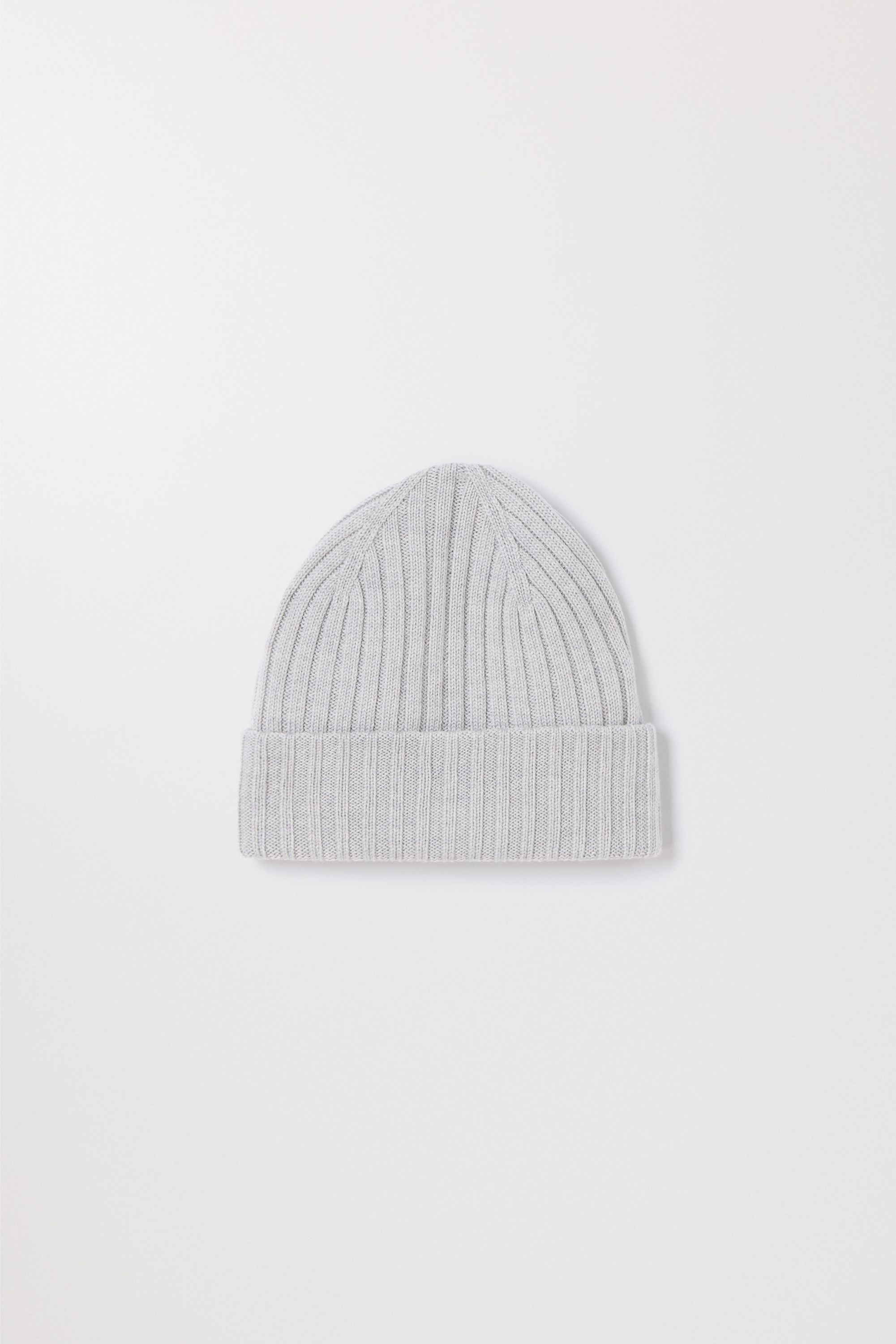 The Ribbed Wool Beanie