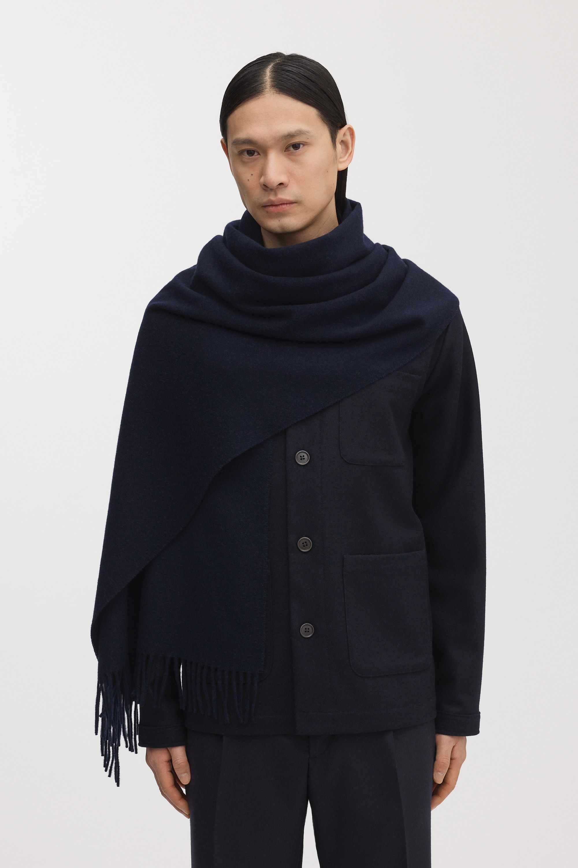 Image number 2 of The Oversized Cashmere Wool Scarf