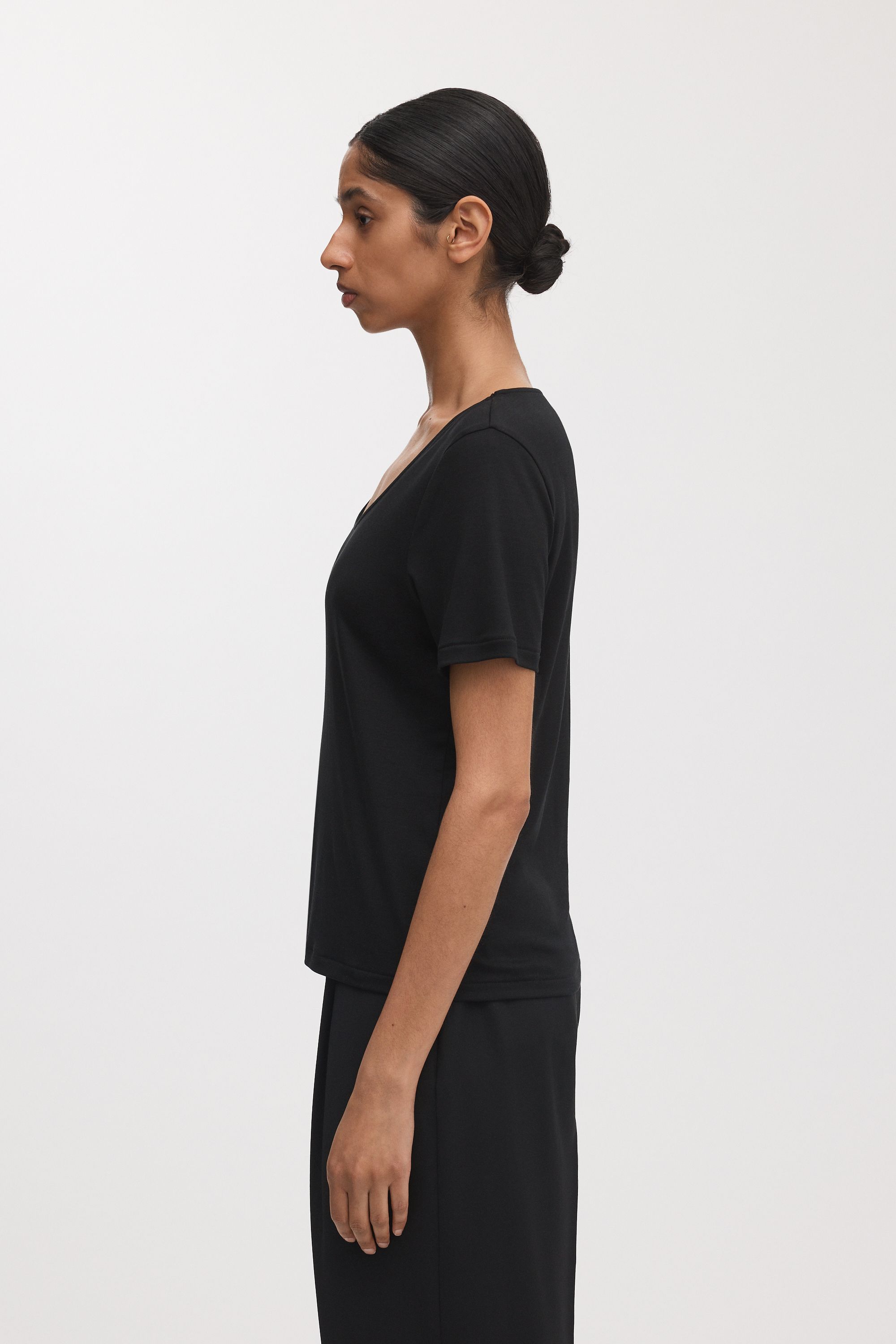 Image number 3 of The Scoop Neck Top