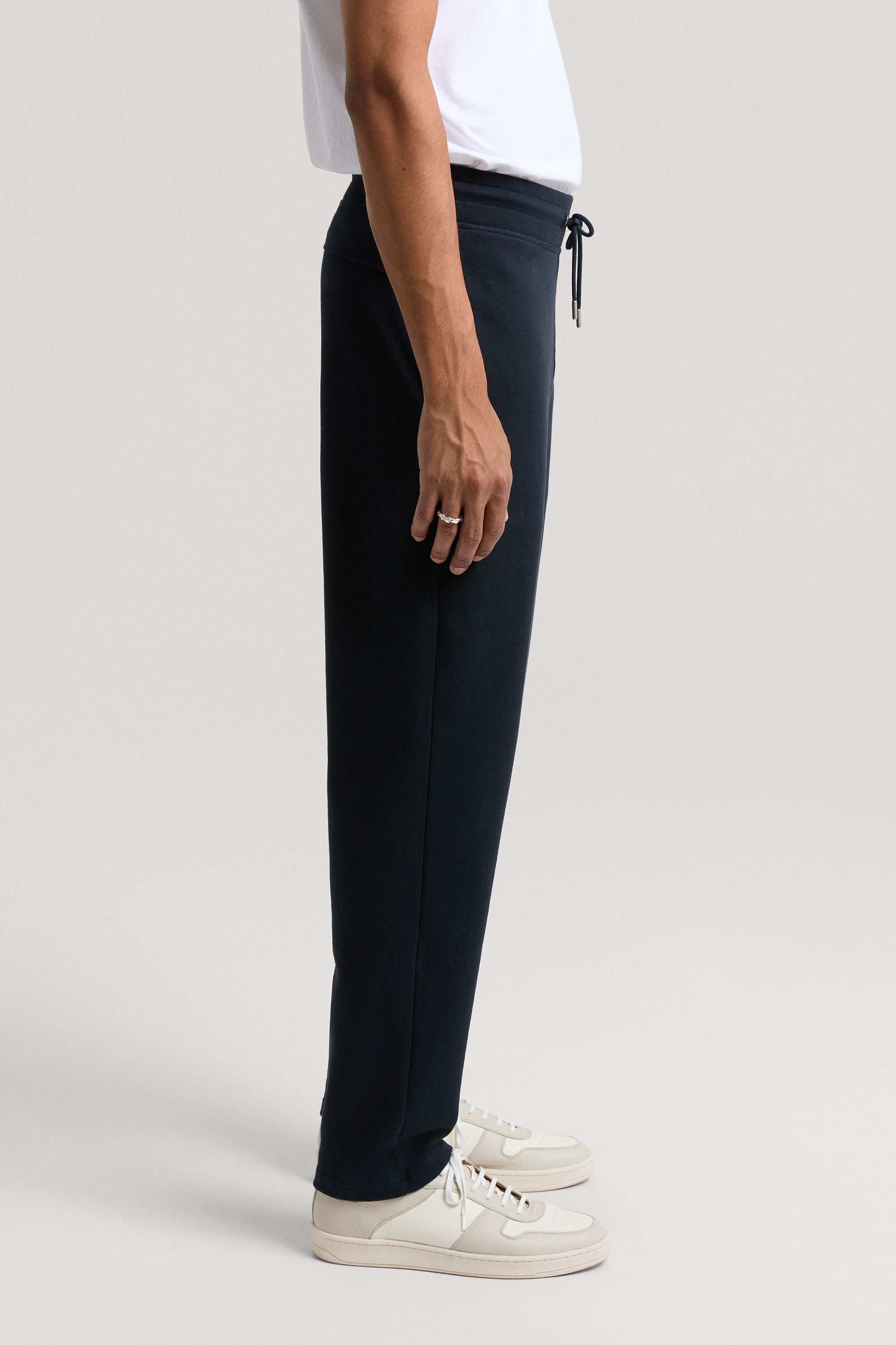 Image number 3 of The Sweatpants v1.0 - Archive