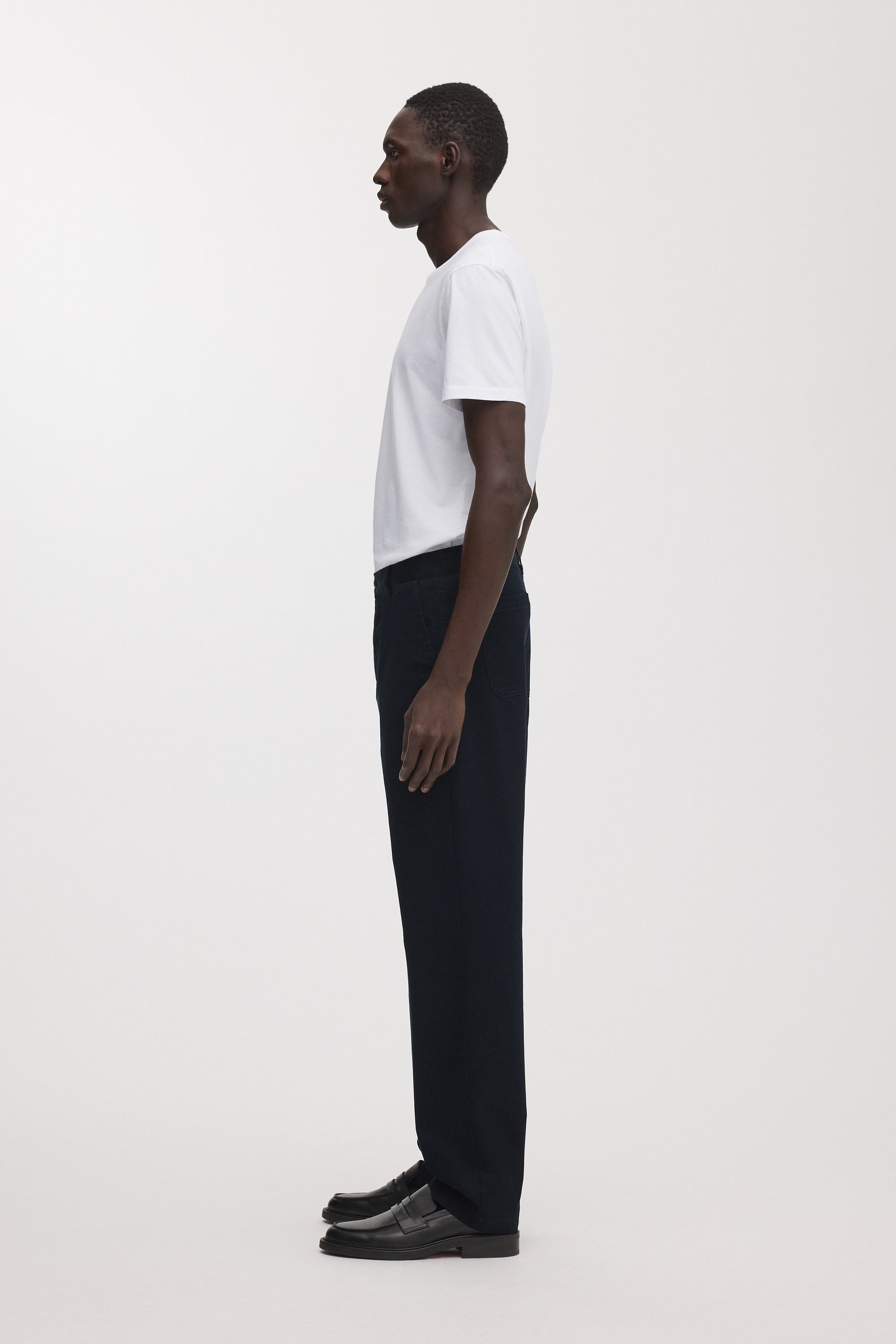 Image number 2 of The Loose Twill Chino