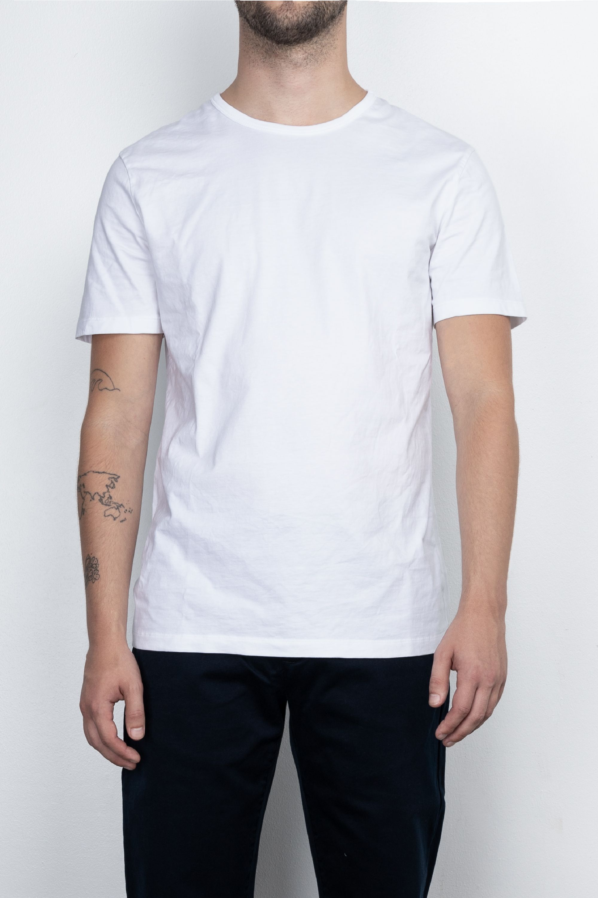 Image number 2 of The T-Shirt - Archive