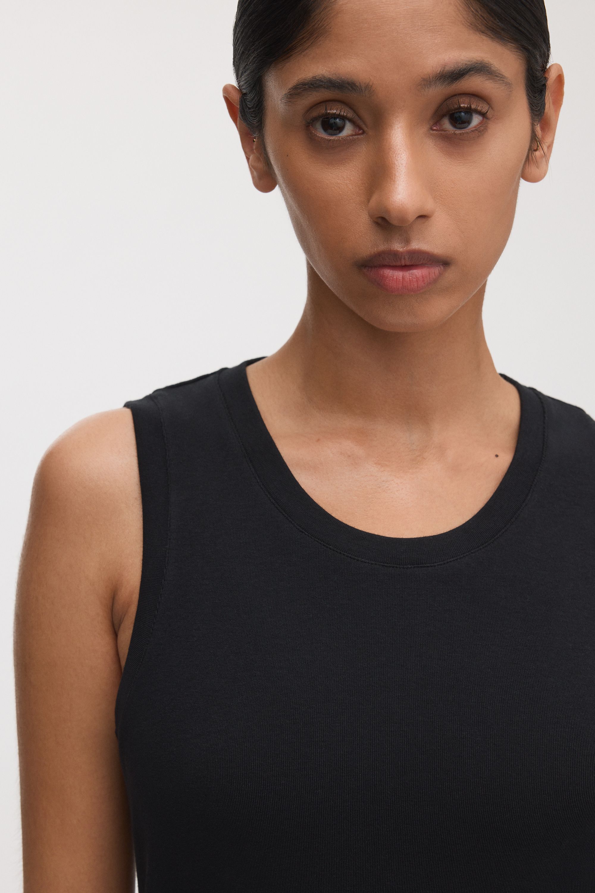 Image number 4 of The Tank Top