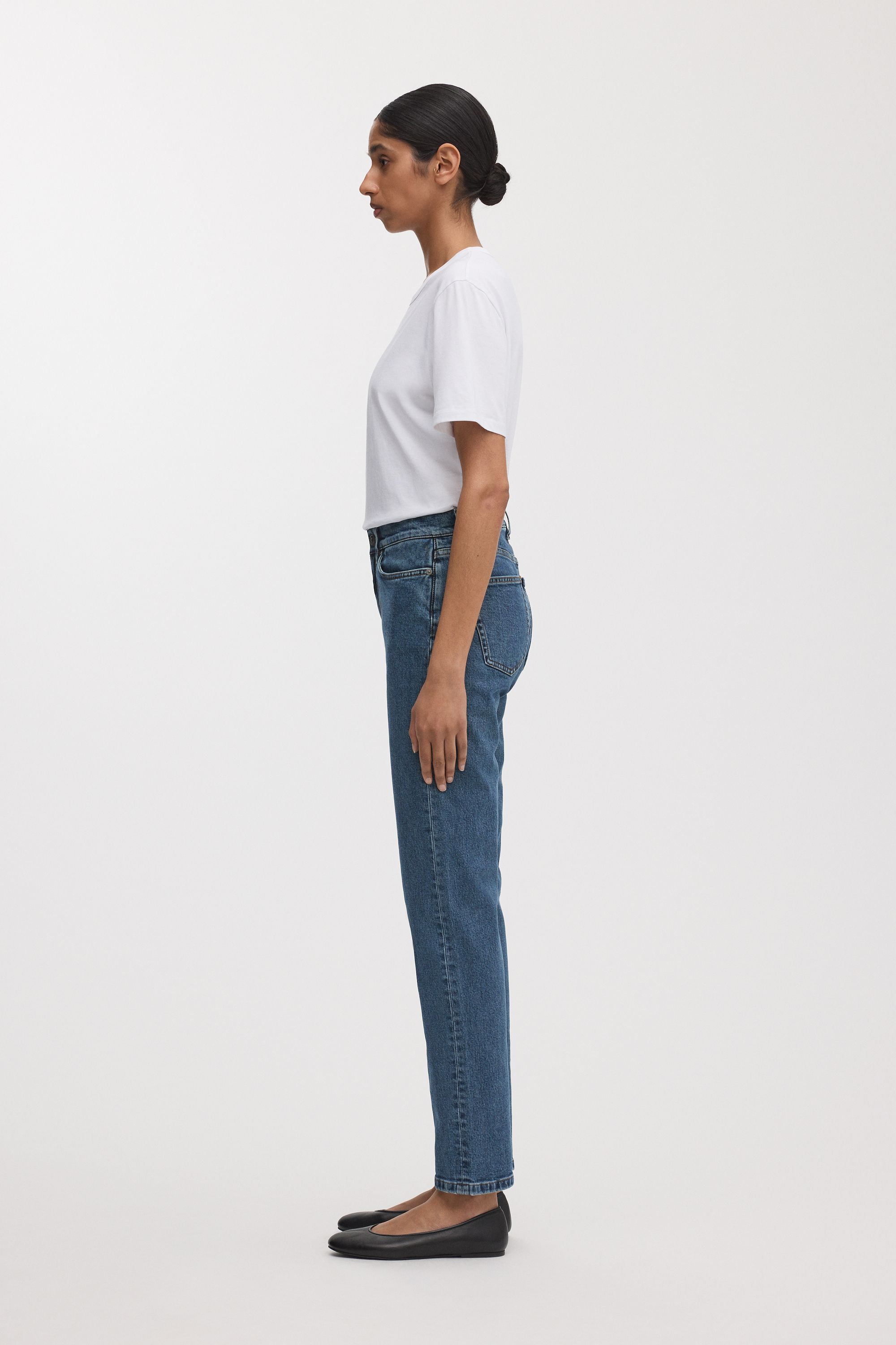 Image number 2 of The Standard Jeans