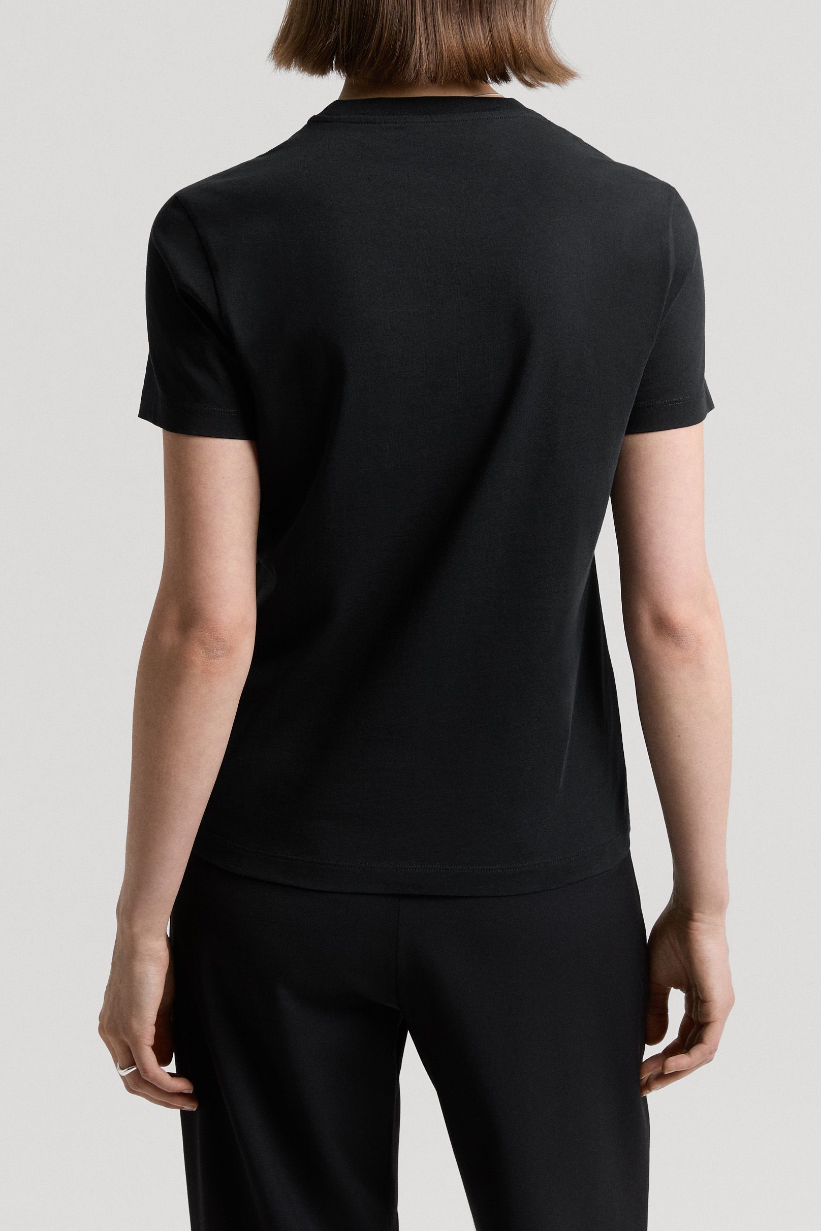 Image number 6 of The T-shirt - Archive