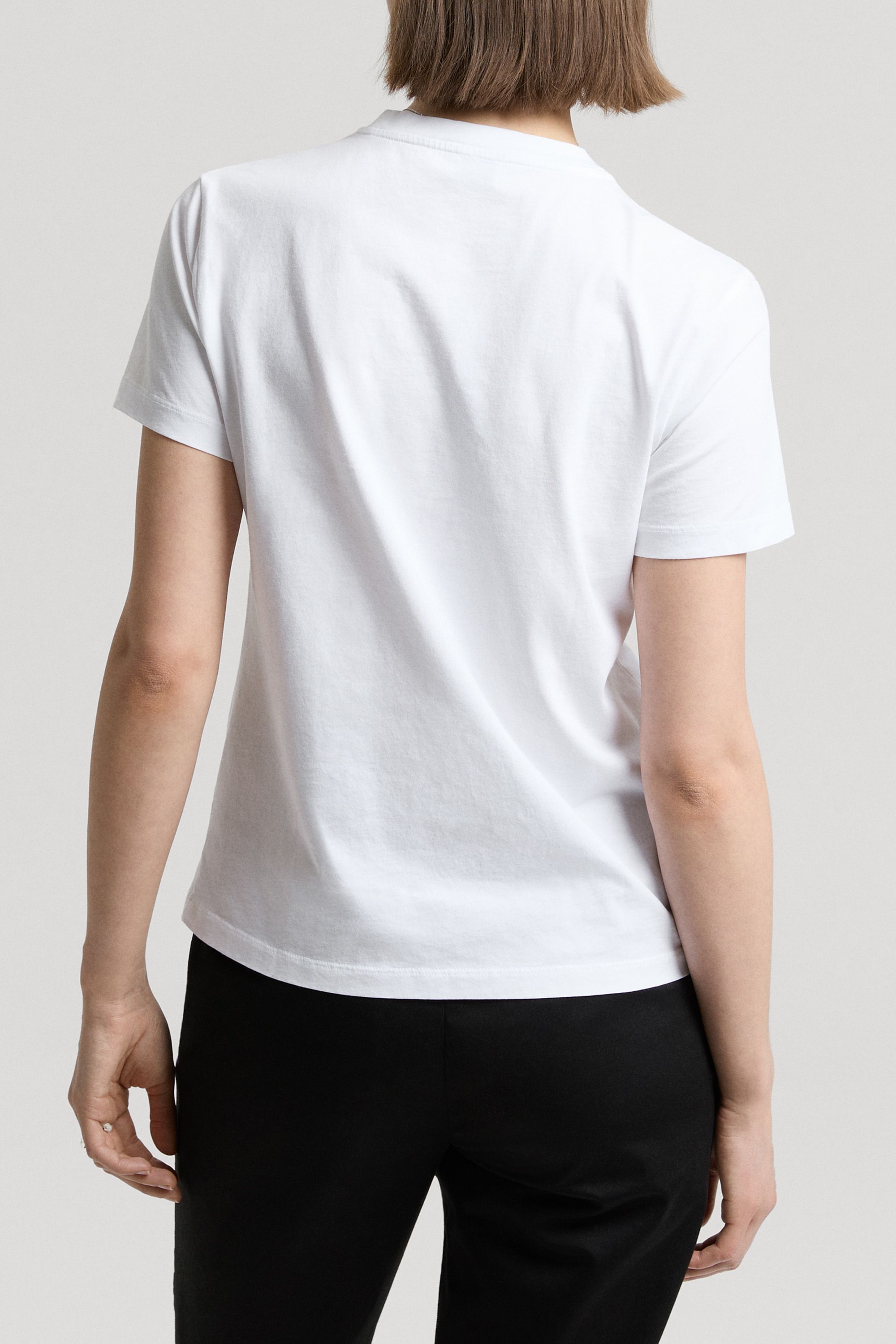 Image number 4 of The T-shirt - Archive