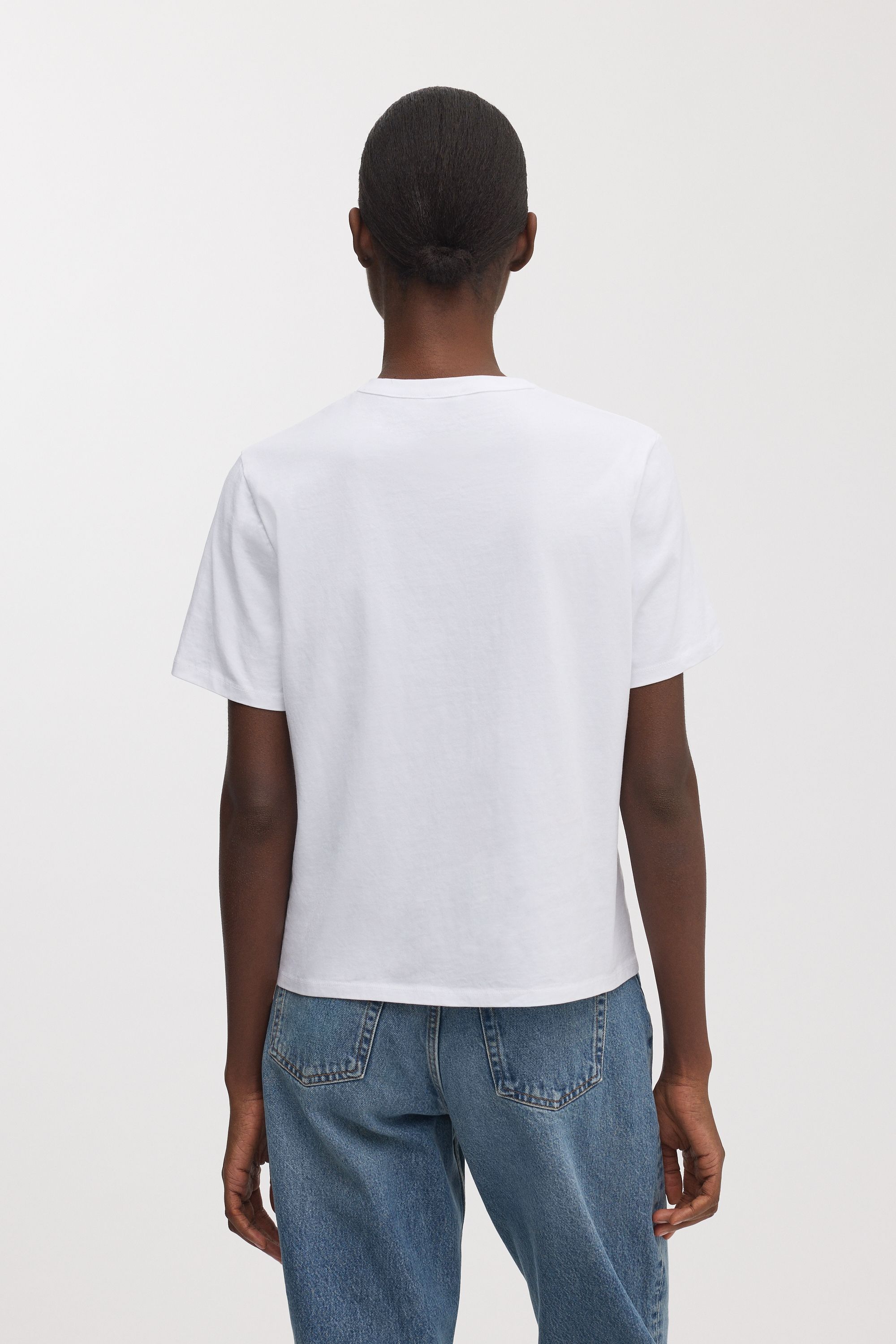 Image number 4 of The T-Shirt