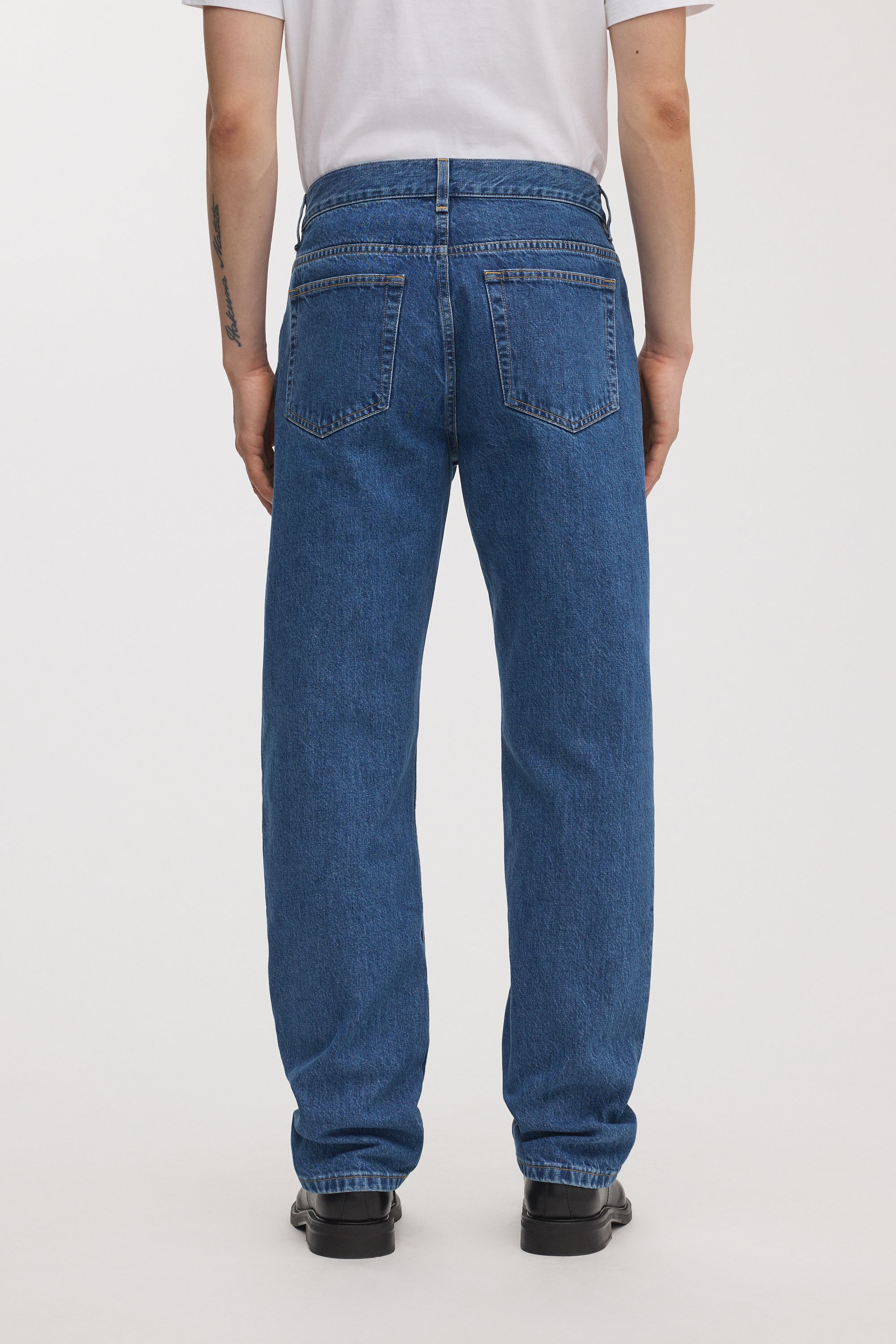 Image number 4 of The Loose Jeans