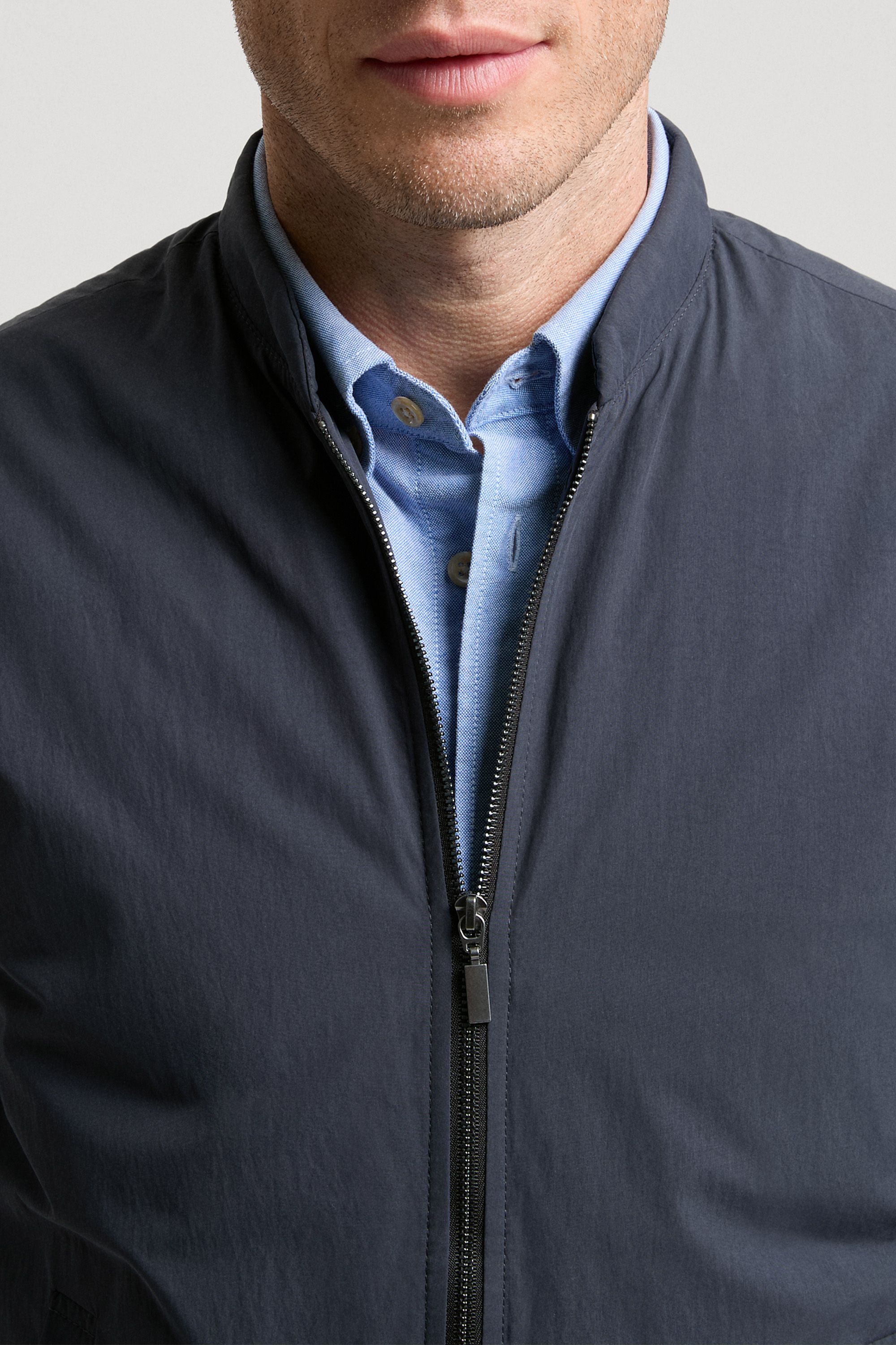 Image number 4 of The Zip Vest - Archive