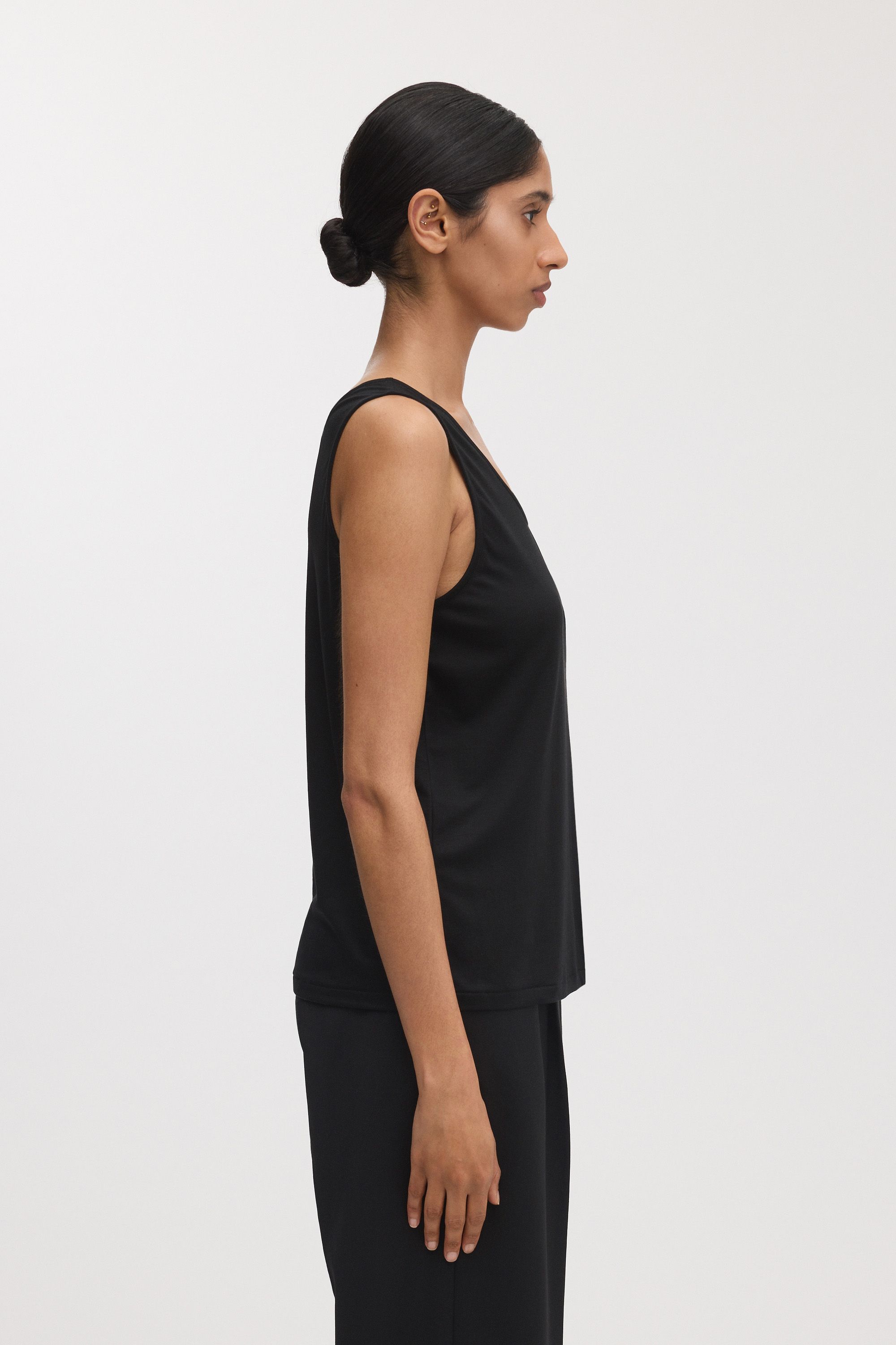 Image number 3 of The Scoop Neck Tank Top