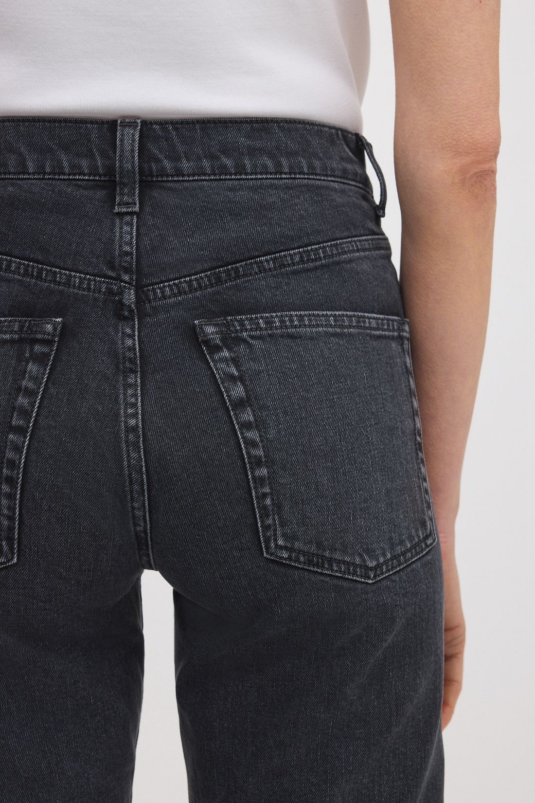 Image number 5 of The Slim Jeans