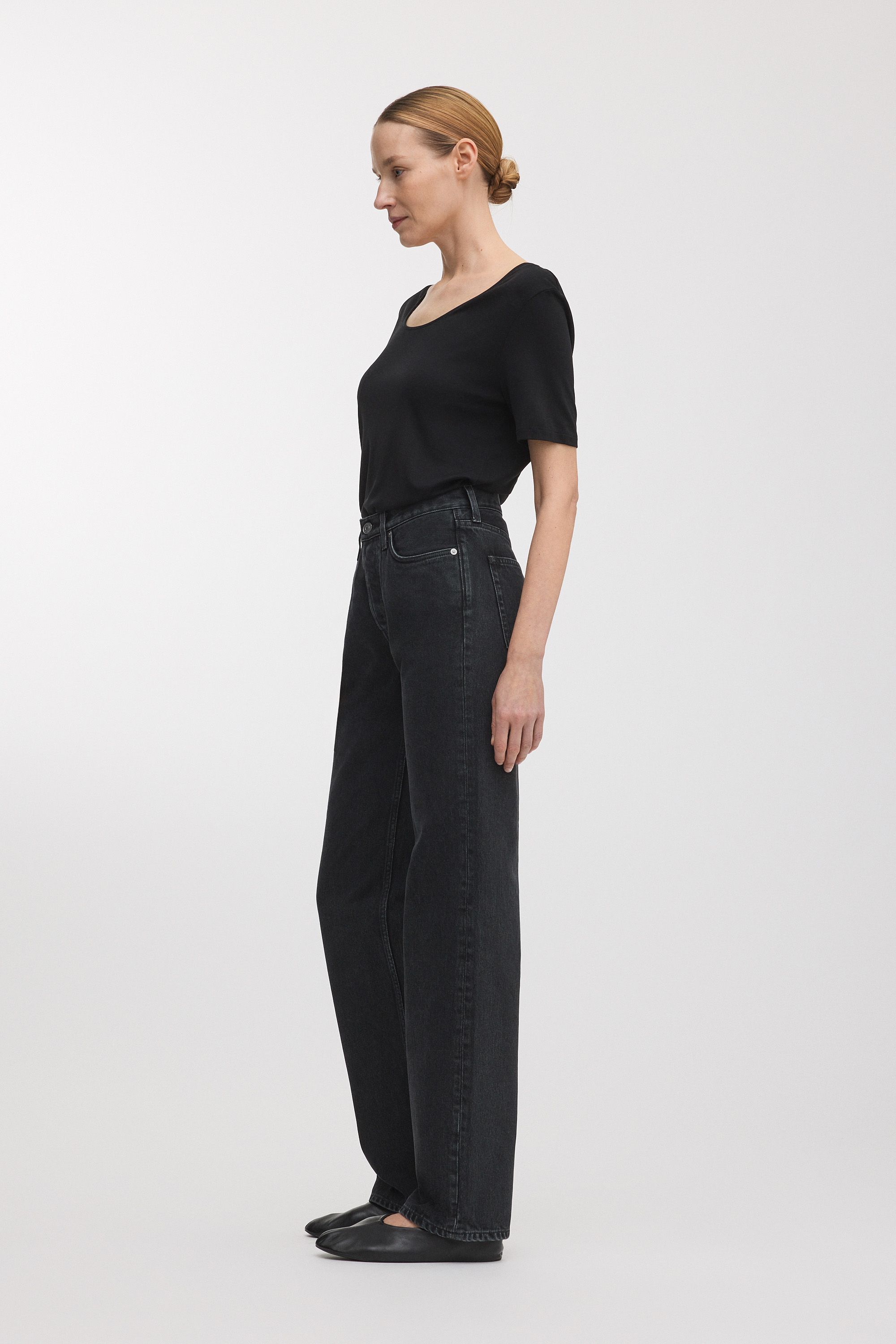 Image number 3 of The Regular Jeans