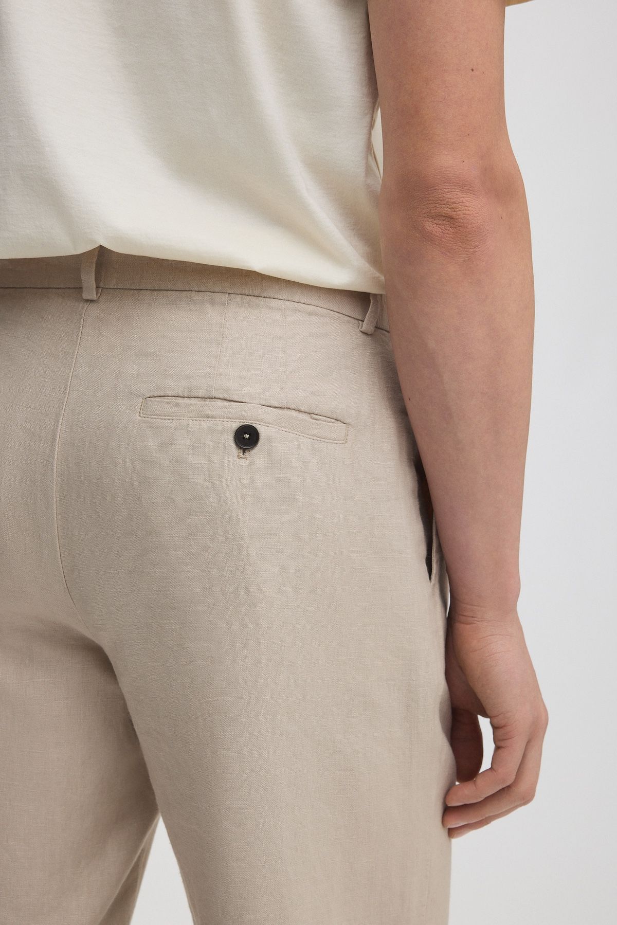 Image number 5 of The Linen Trousers