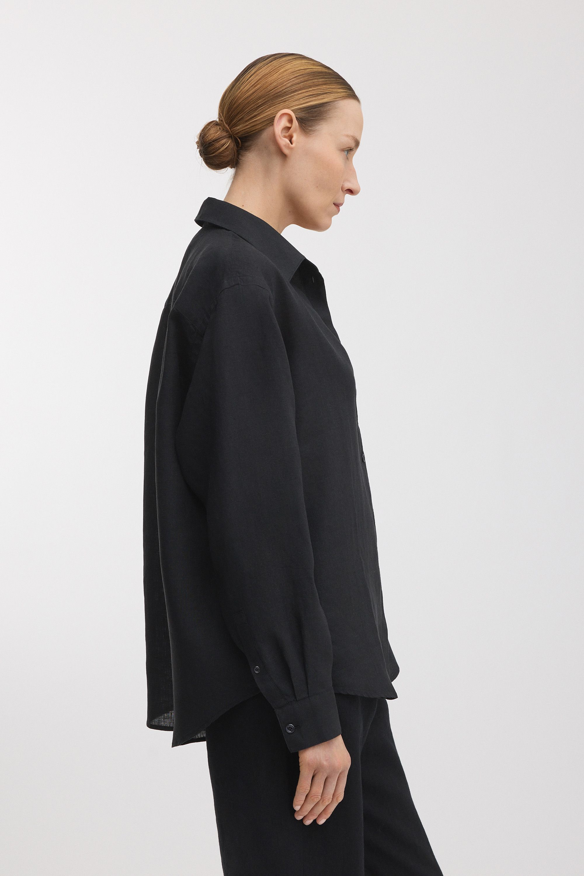 Image number 3 of The Linen Shirt