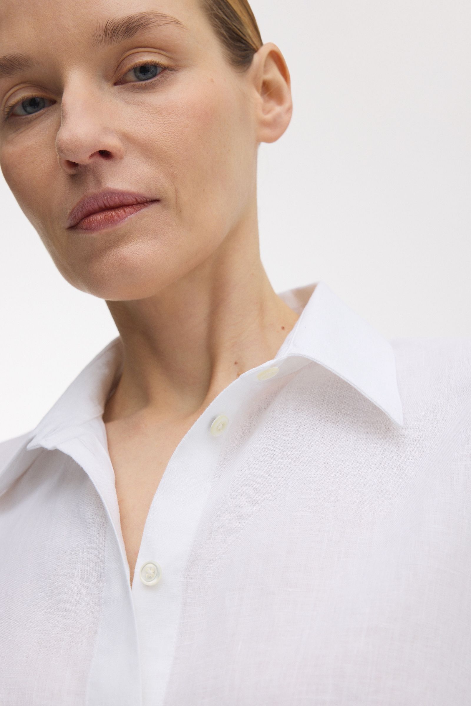 Image number 6 of The Linen Shirt