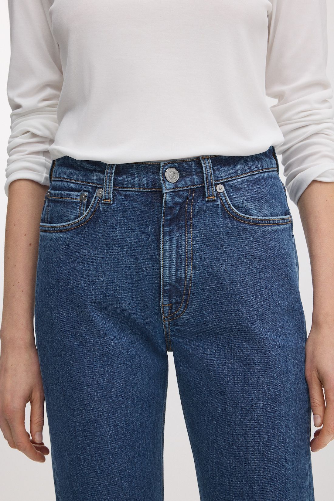 Image number 5 of The Slim Jeans