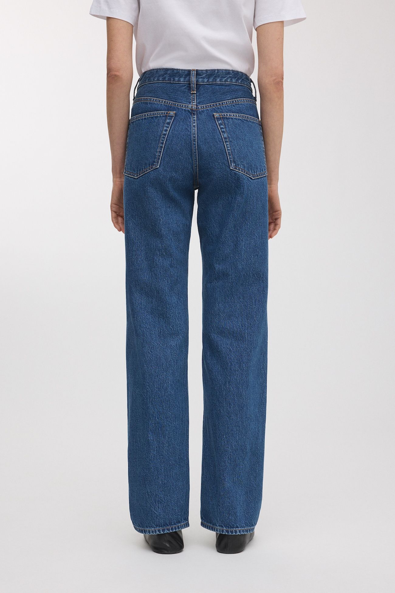 Image number 4 of The Regular Jeans