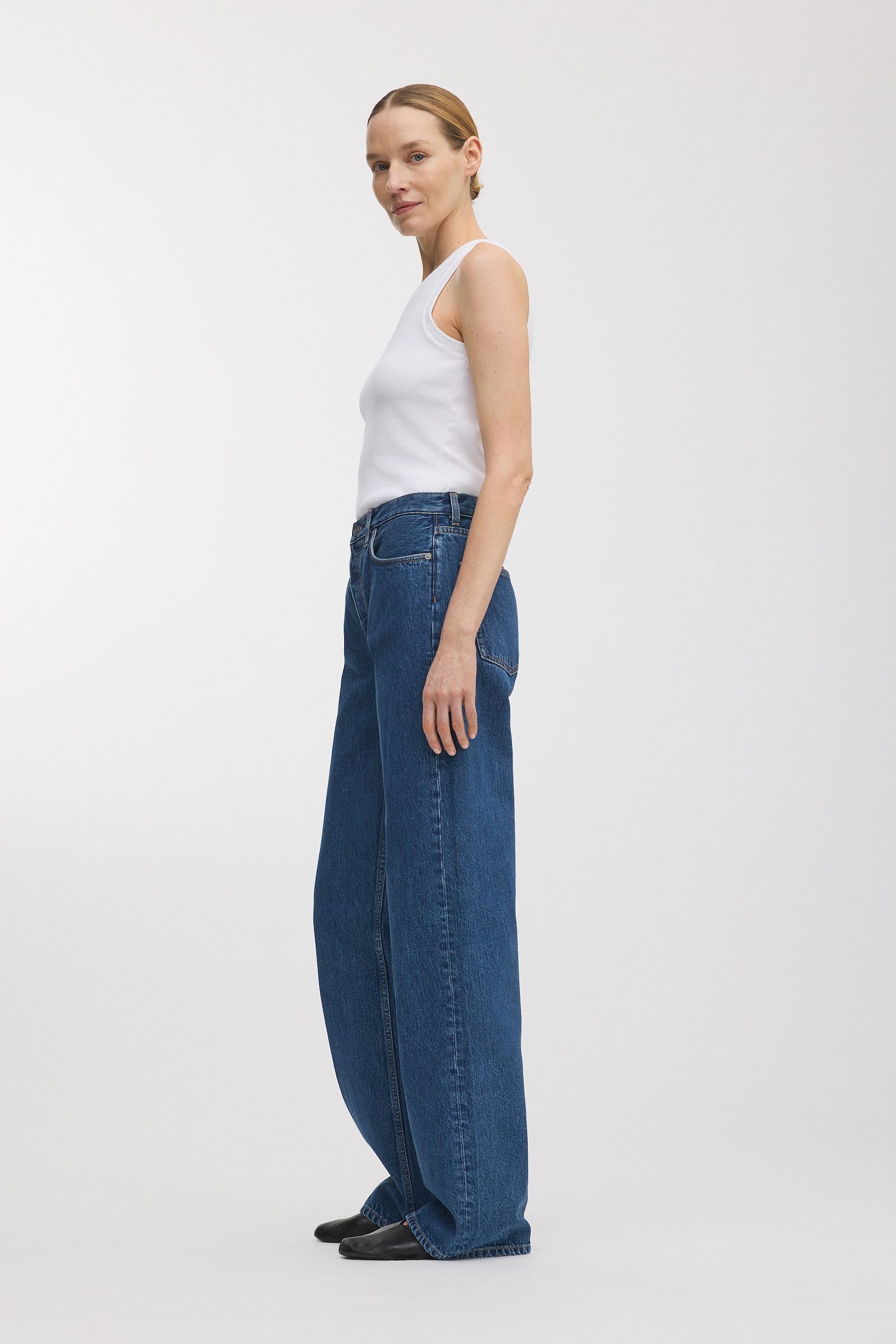 Image number 3 of The Loose Jeans