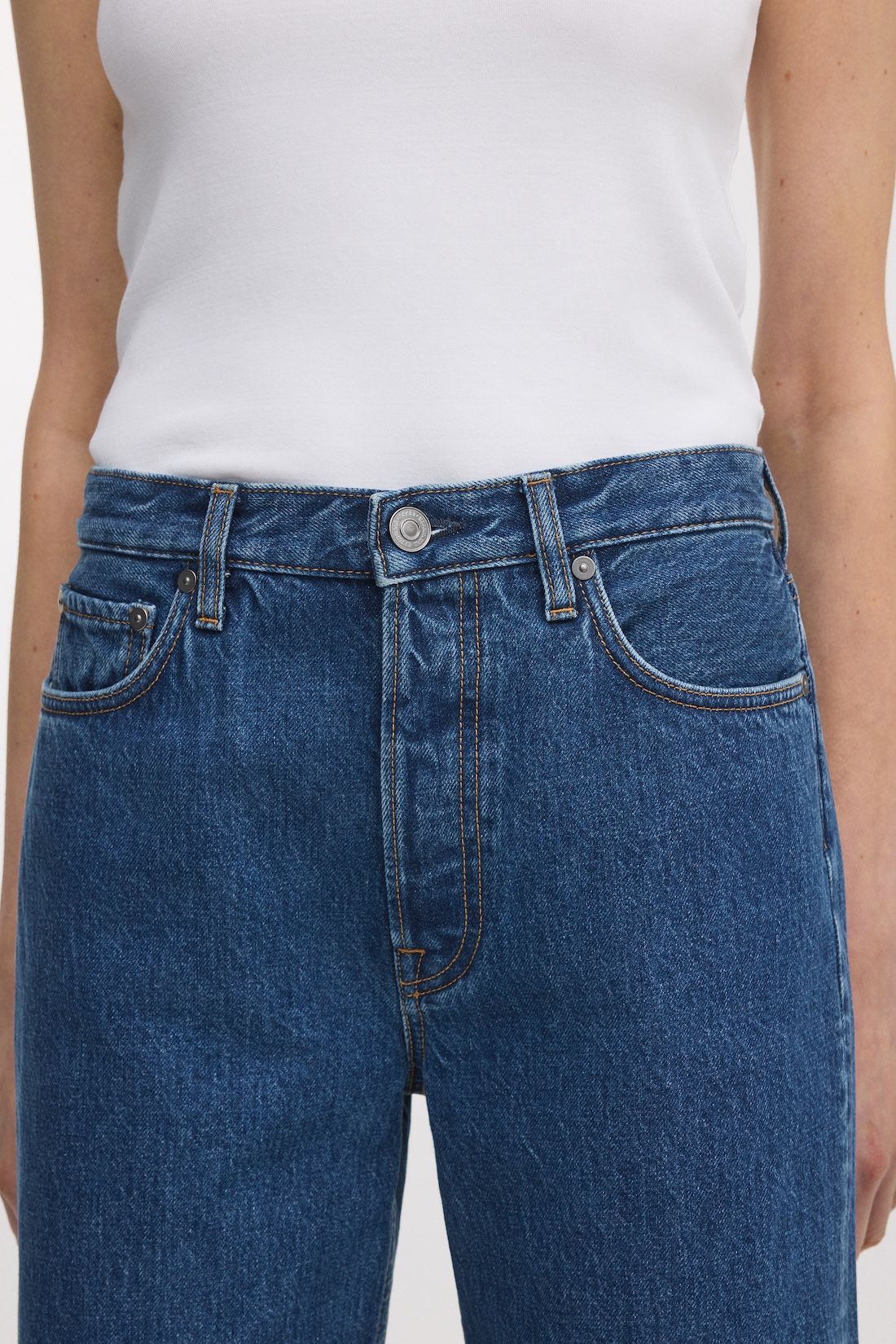 Image number 5 of The Loose Jeans