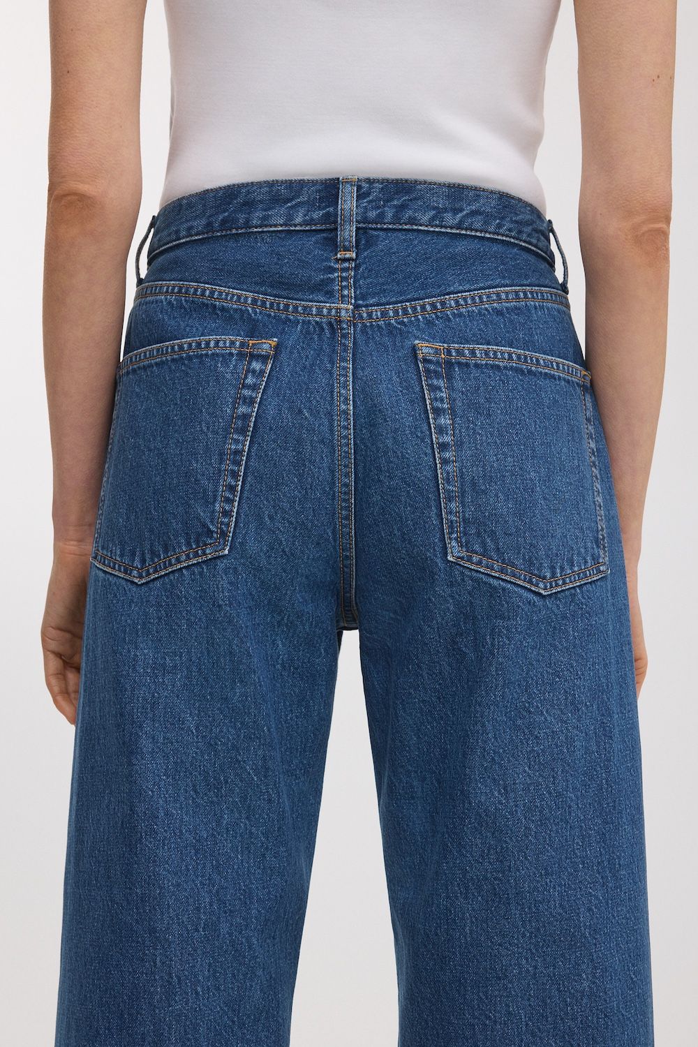 Image number 6 of The Loose Jeans