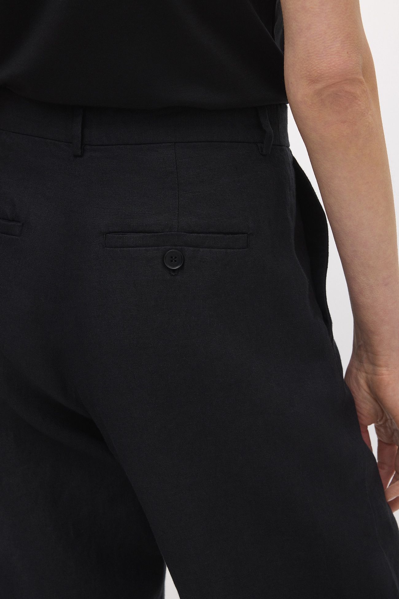 Image number 6 of The Linen Trousers
