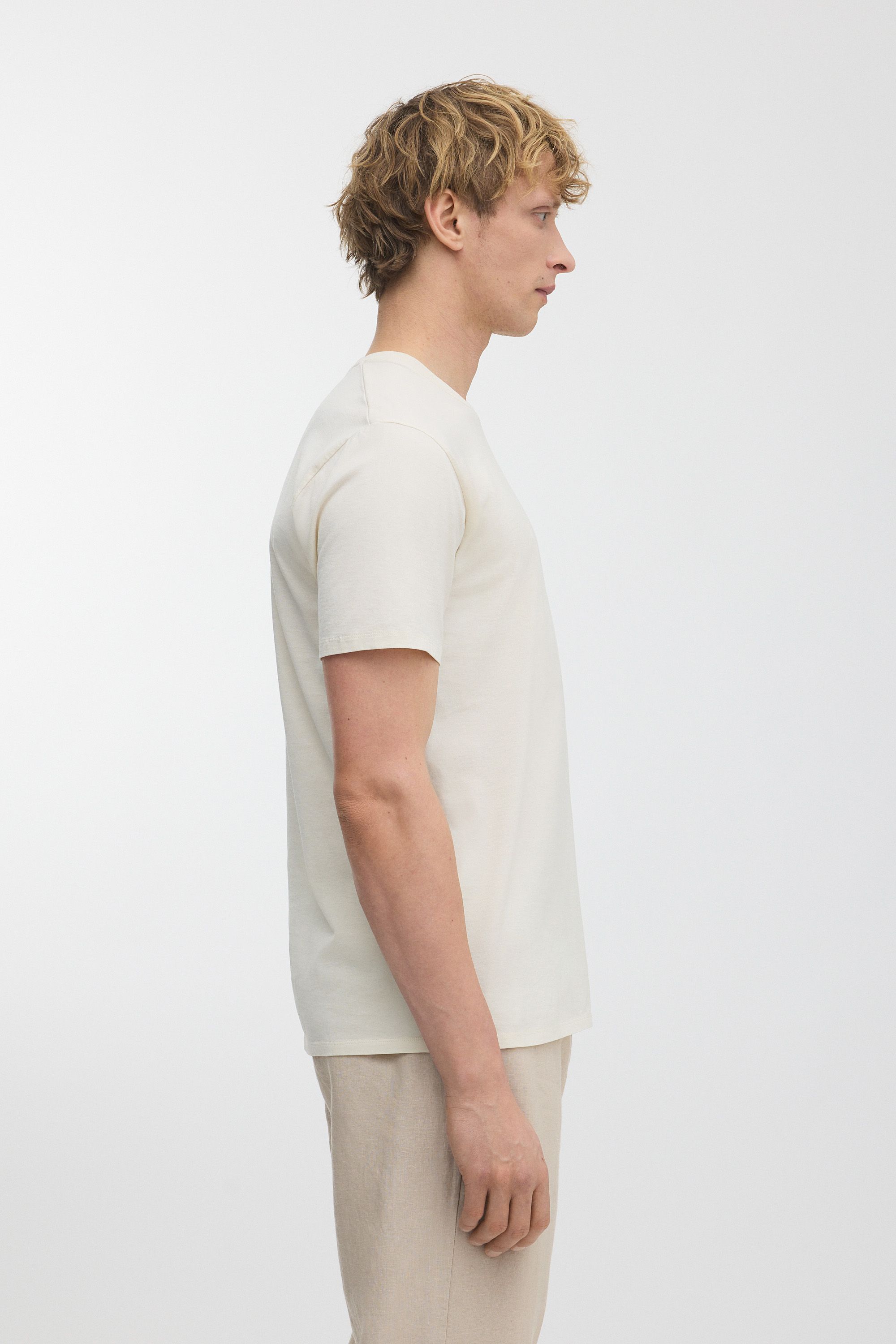 Image number 3 of The Lightweight T-Shirt