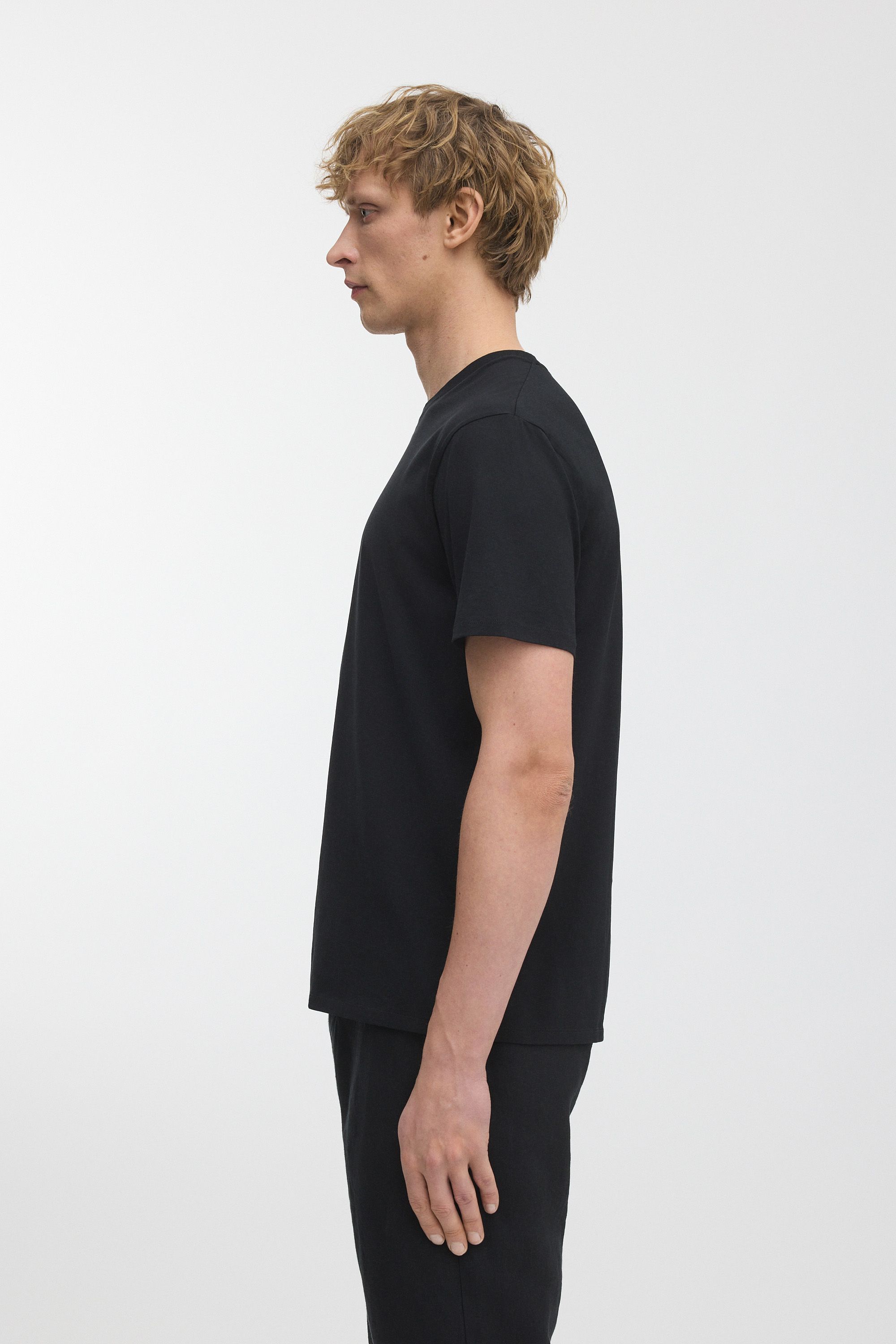 Image number 3 of The Lightweight T-Shirt