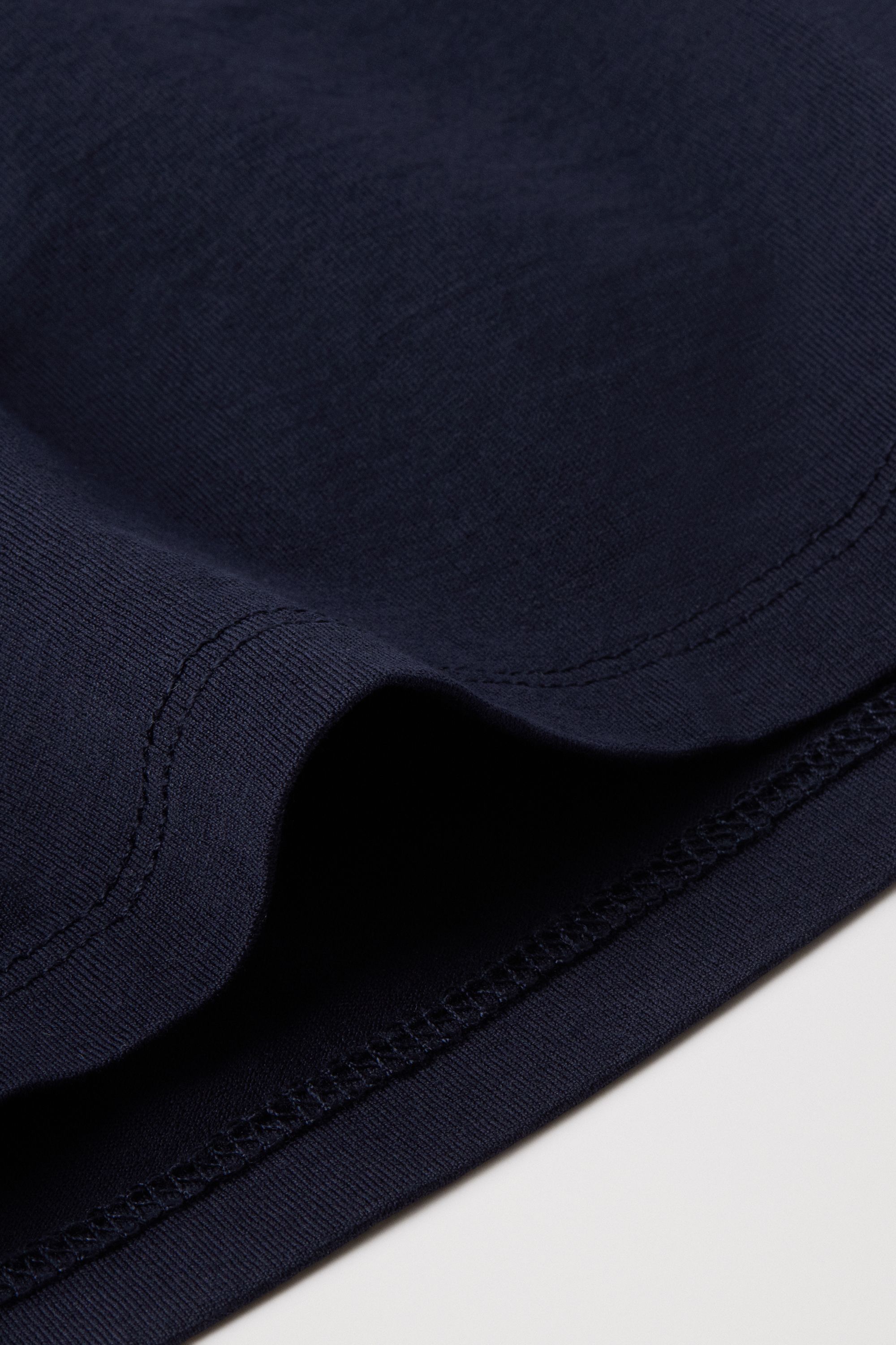 Twin needle stitched hems