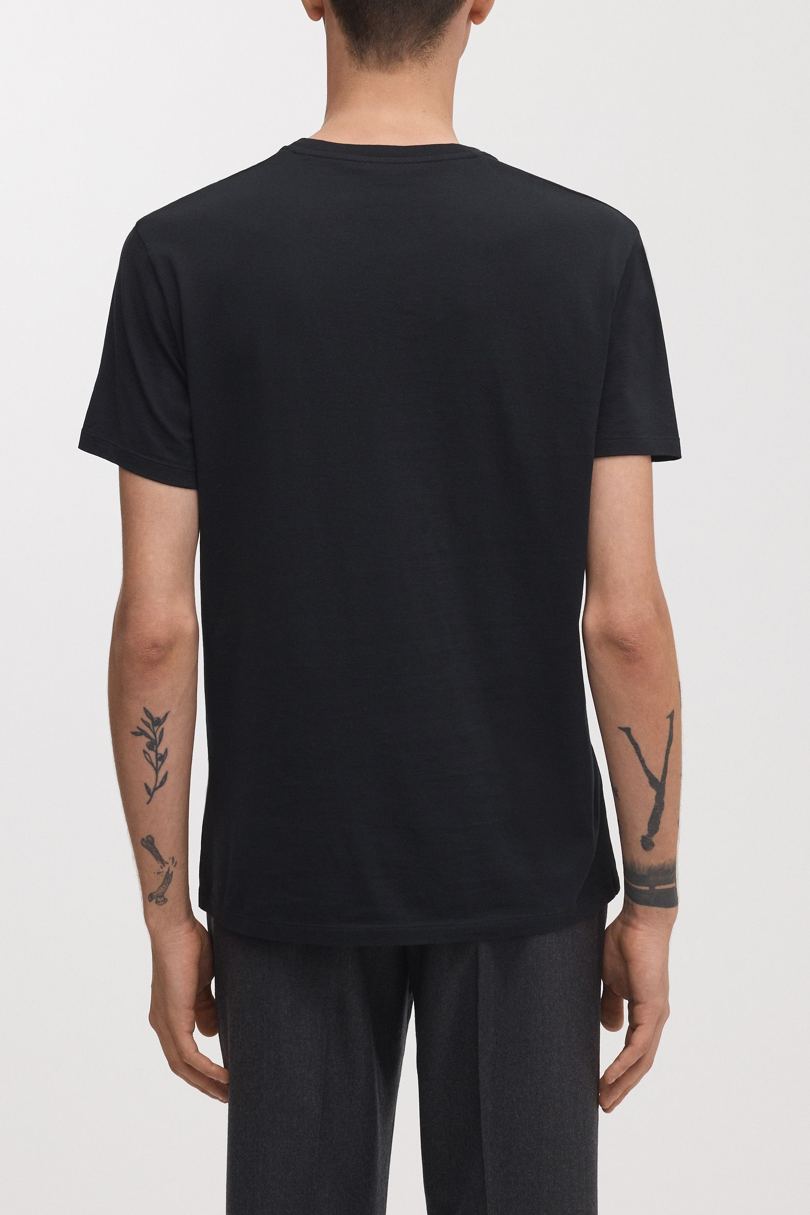 Image number 5 of The Lightweight T-Shirt v2.0 - Archive