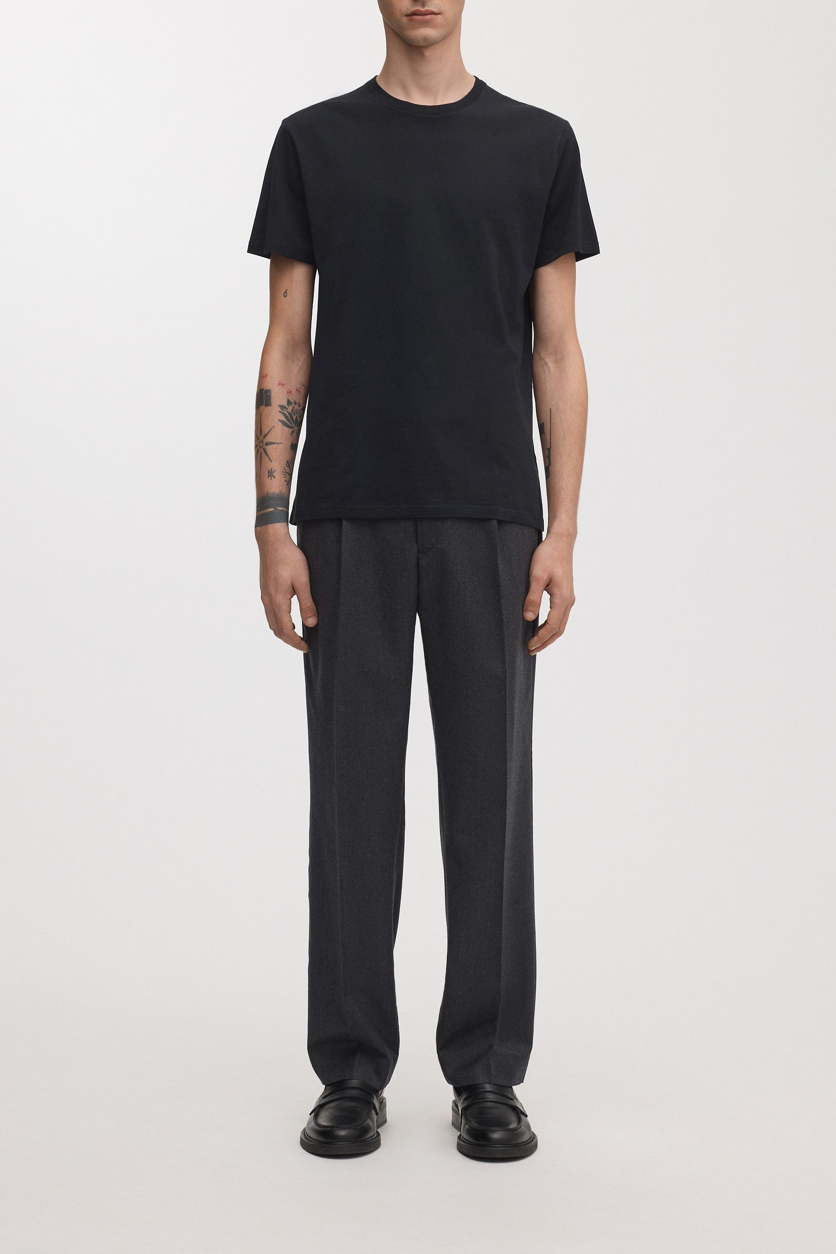 Image number 2 of The Lightweight T-Shirt v2.0 - Archive