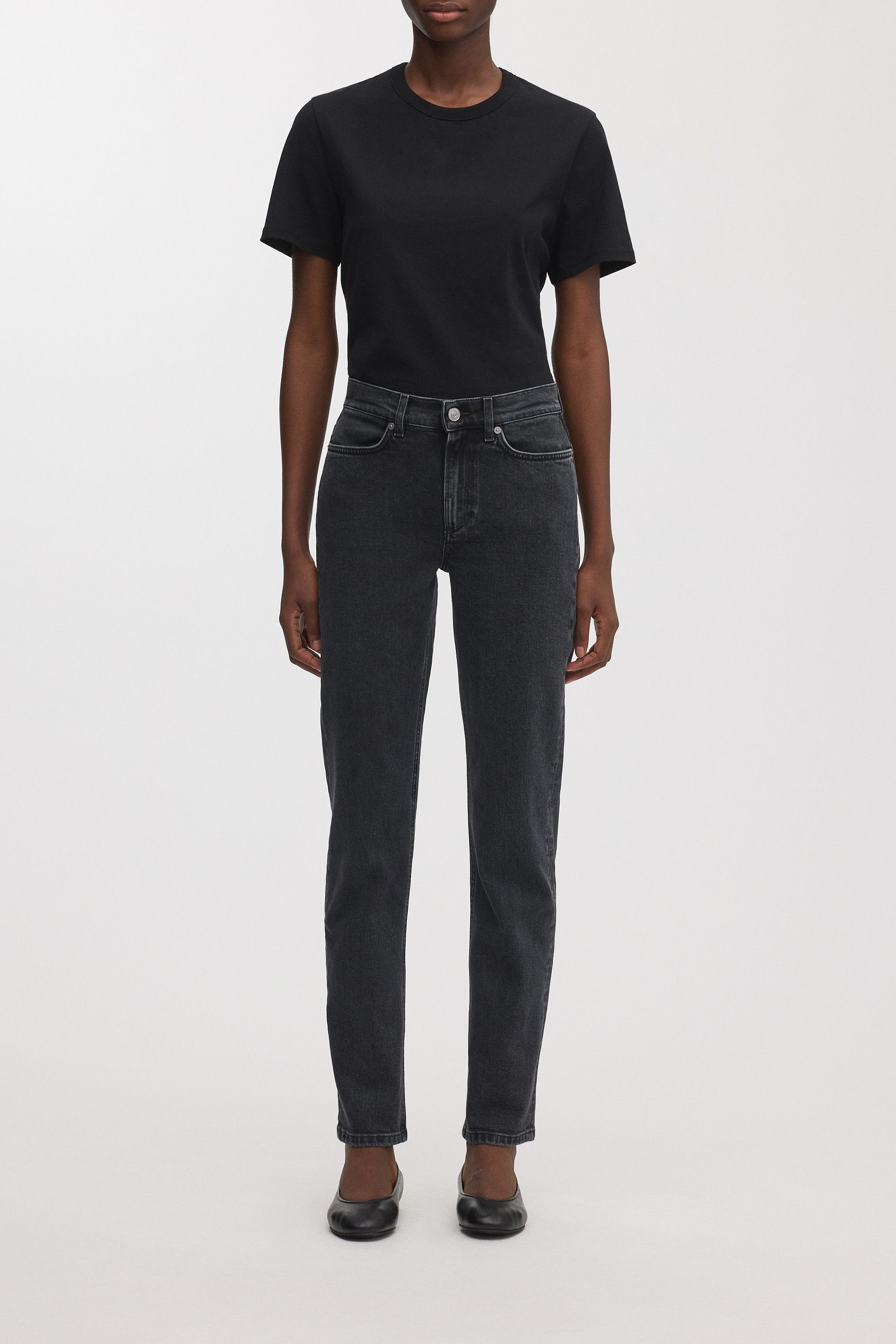 Image number 2 of The Standard Jeans v1.0 - Archive