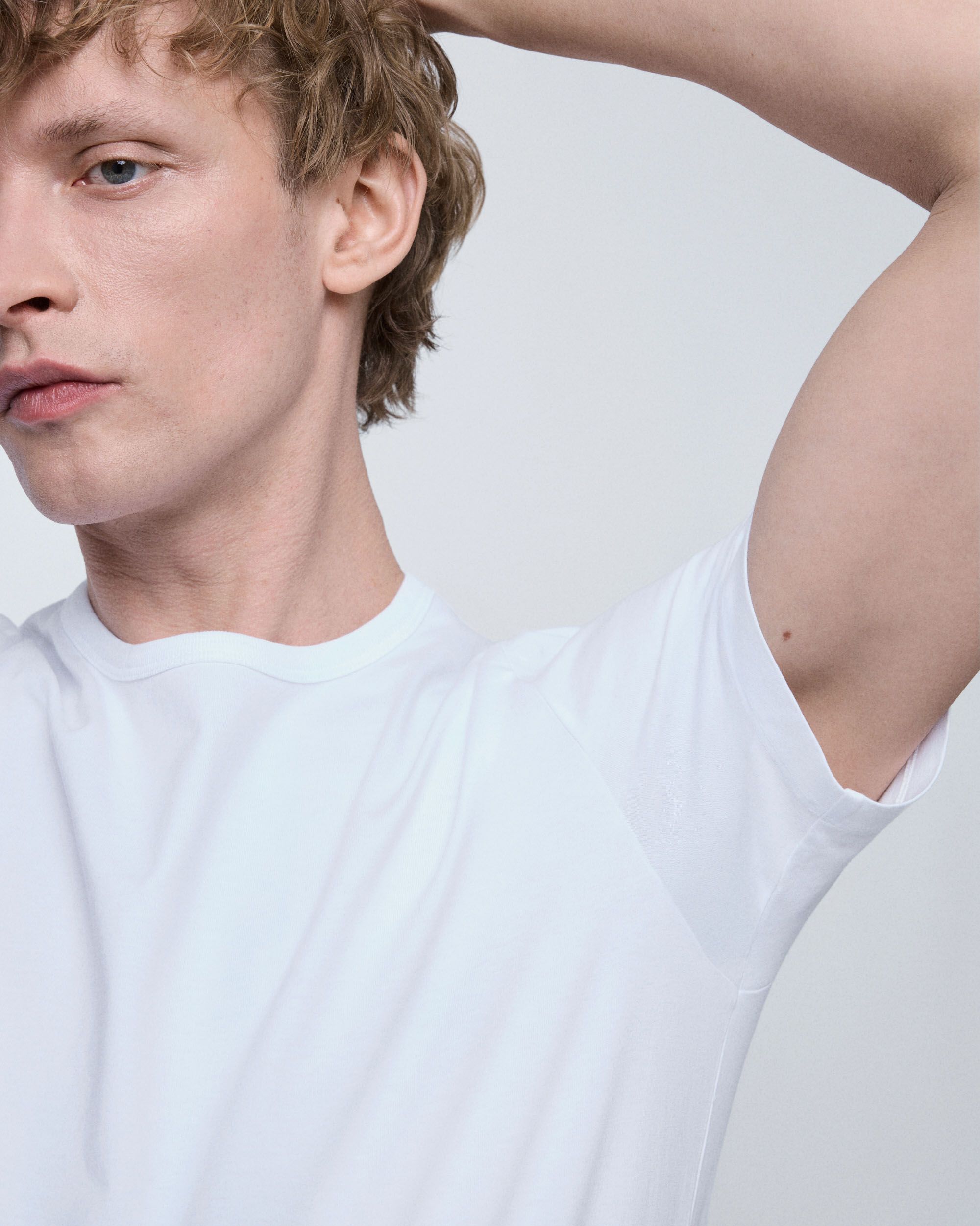 Image number 7 of The T-Shirt
