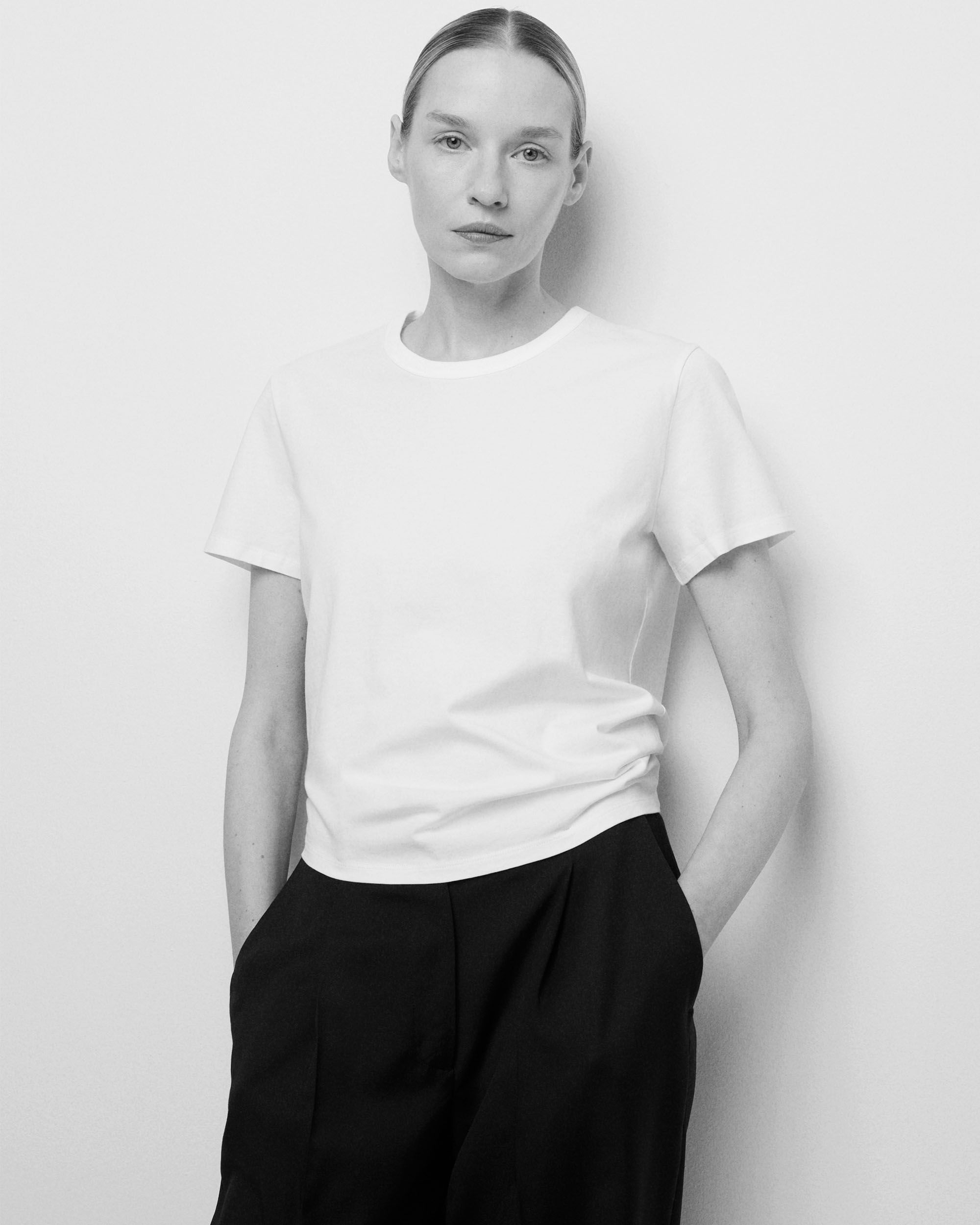 Image number 7 of The T-Shirt