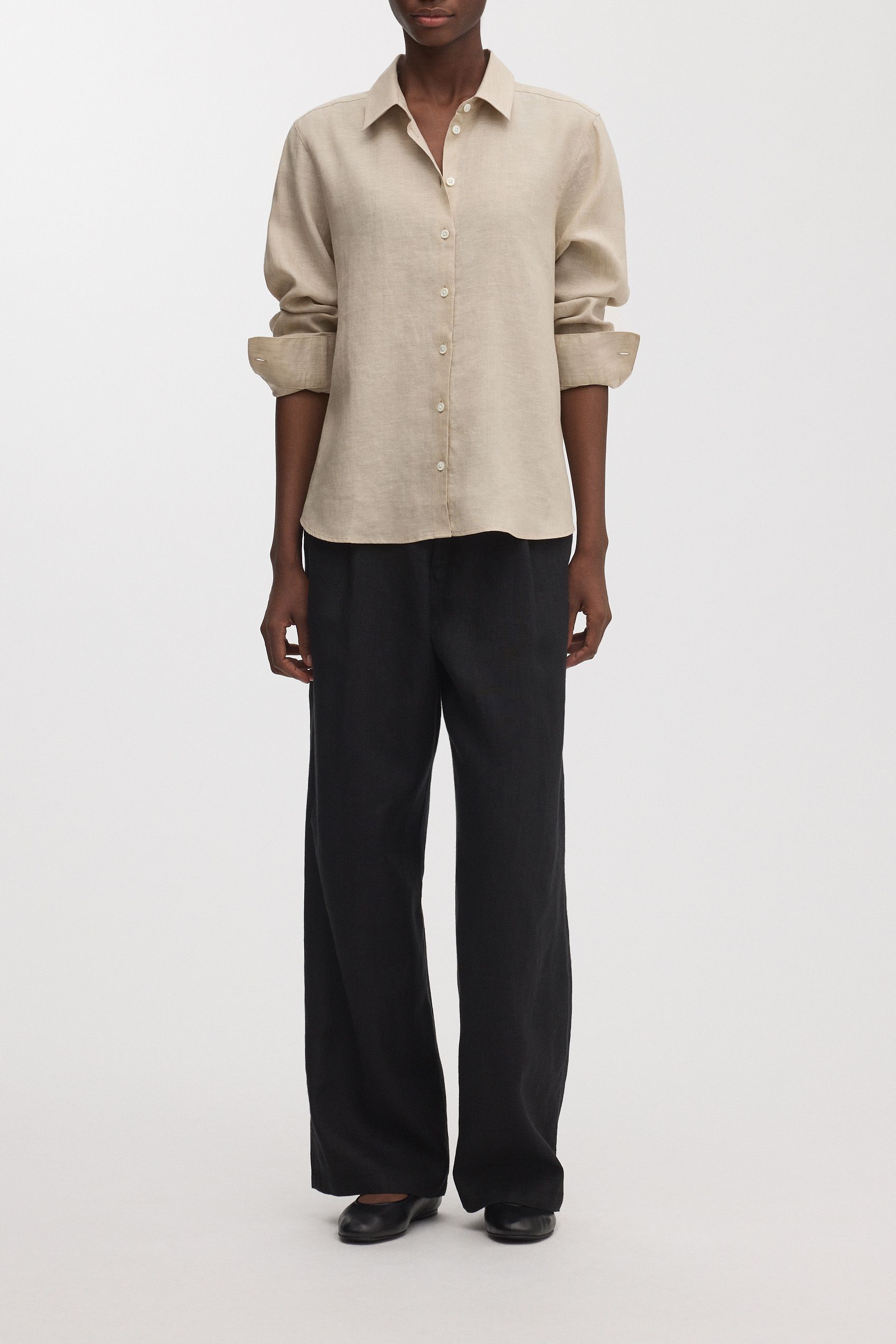 Image number 2 of The Linen Shirt v1.0 - Archive