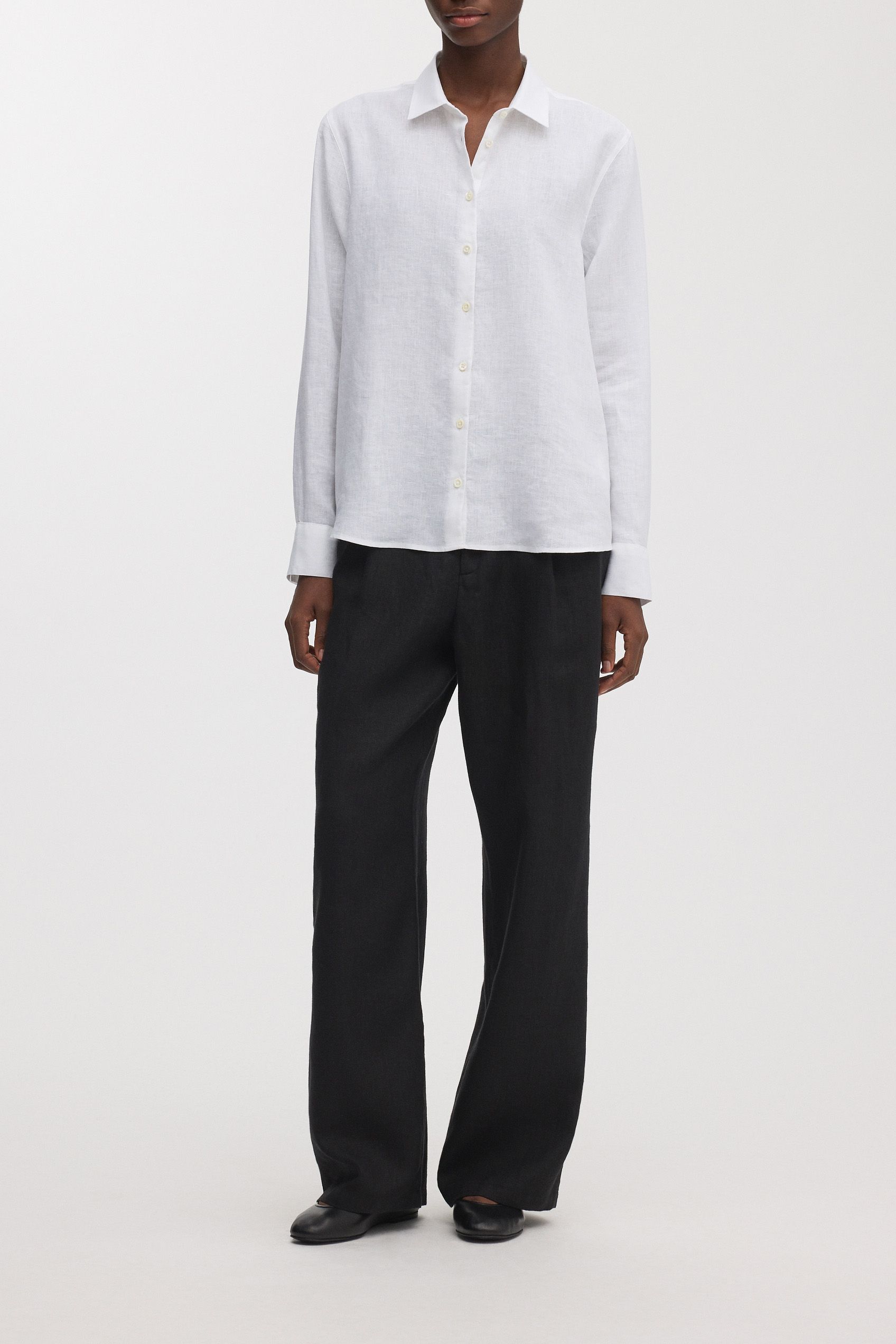 Image number 2 of The Linen Shirt v1.0 - Archive