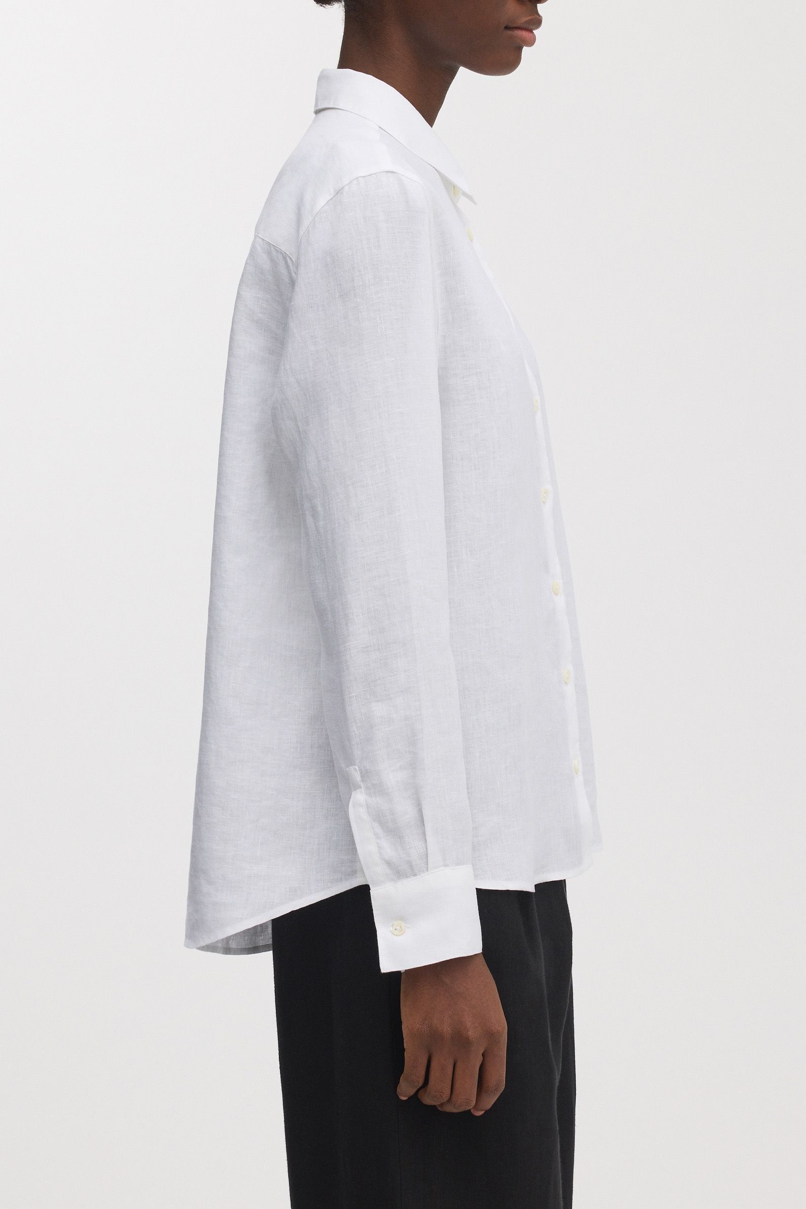 Image number 3 of The Linen Shirt v1.0 - Archive