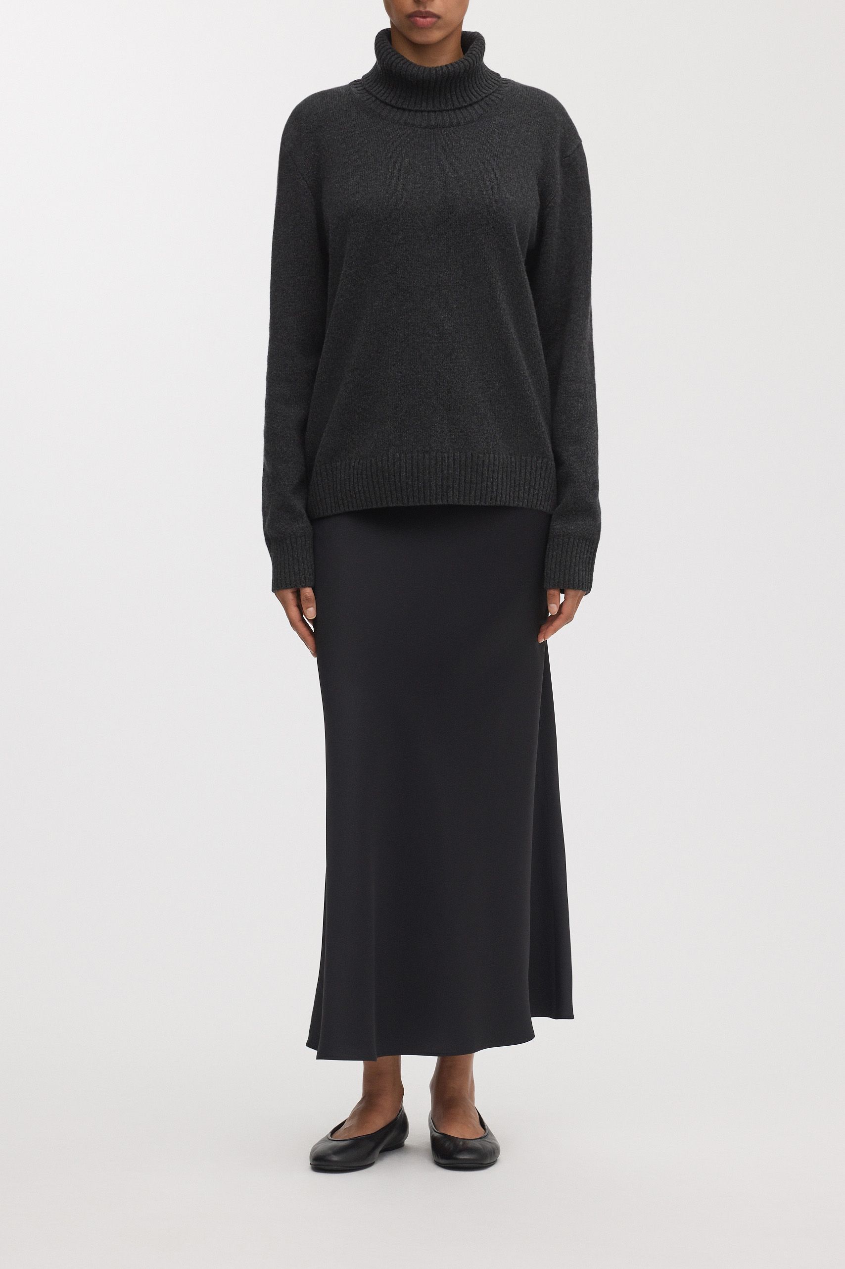 Image number 2 of The Slip Skirt v1.0 - Archive