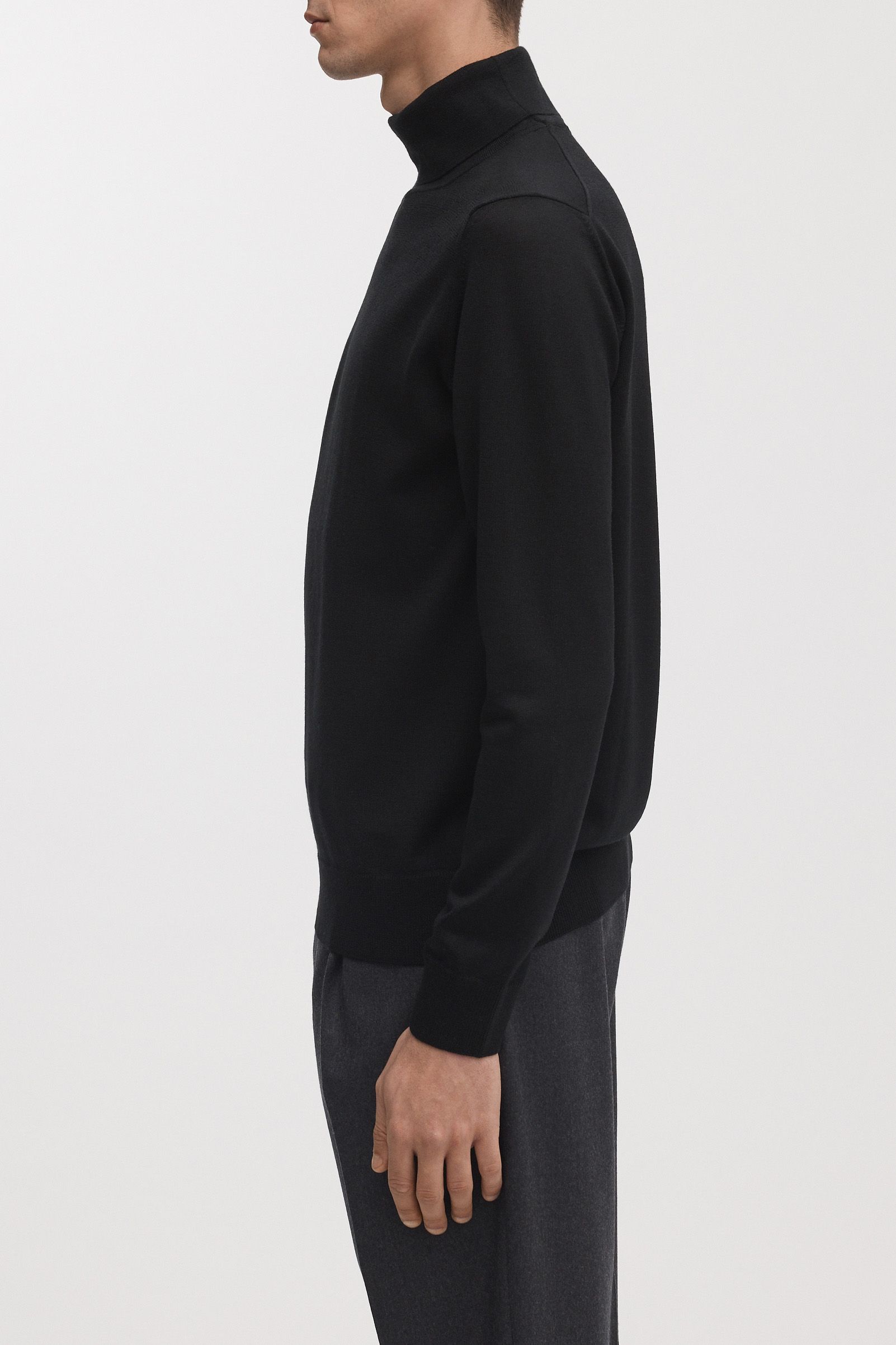 Image number 3 of The Merino Roll Neck v1.2 - Archive